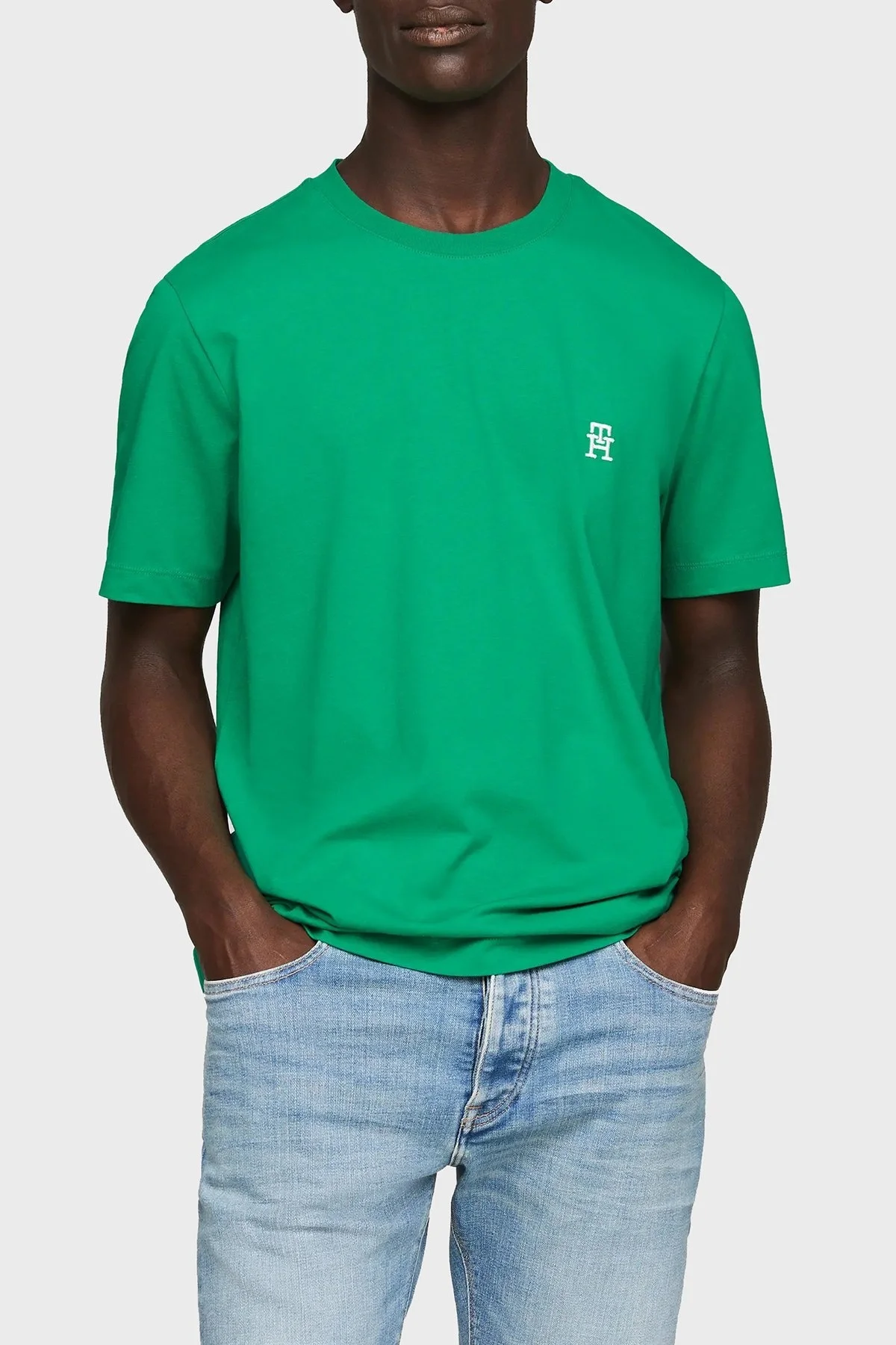 Tommy Hilfiger Pamuklu Regular Fit Erkek T Shirt MW0MW33987 L4B YEŞİL - 1