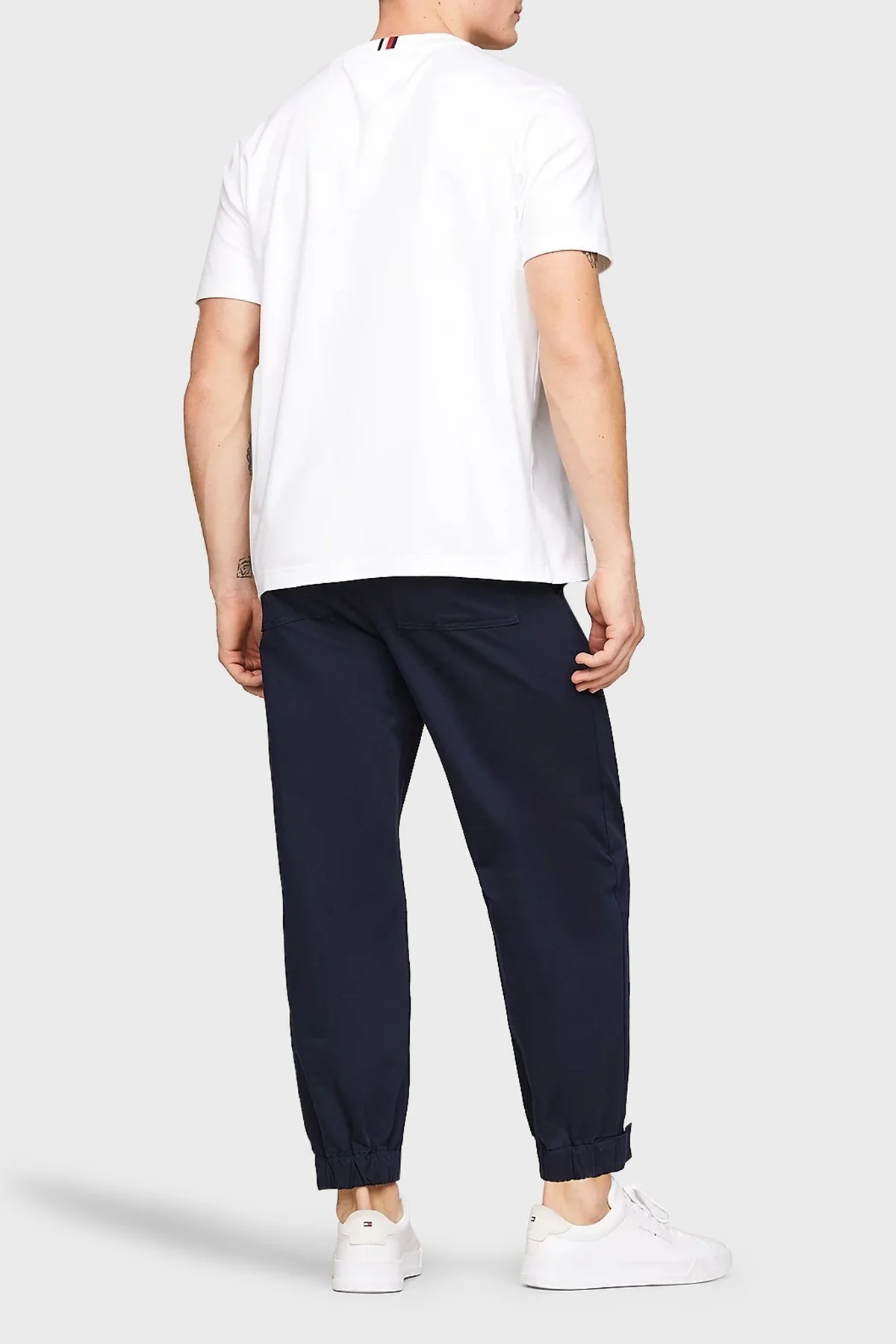 Tommy Hilfiger Pamuklu Regular Fit Erkek T Shirt MW0MW34394 YBR BEYAZ - 2