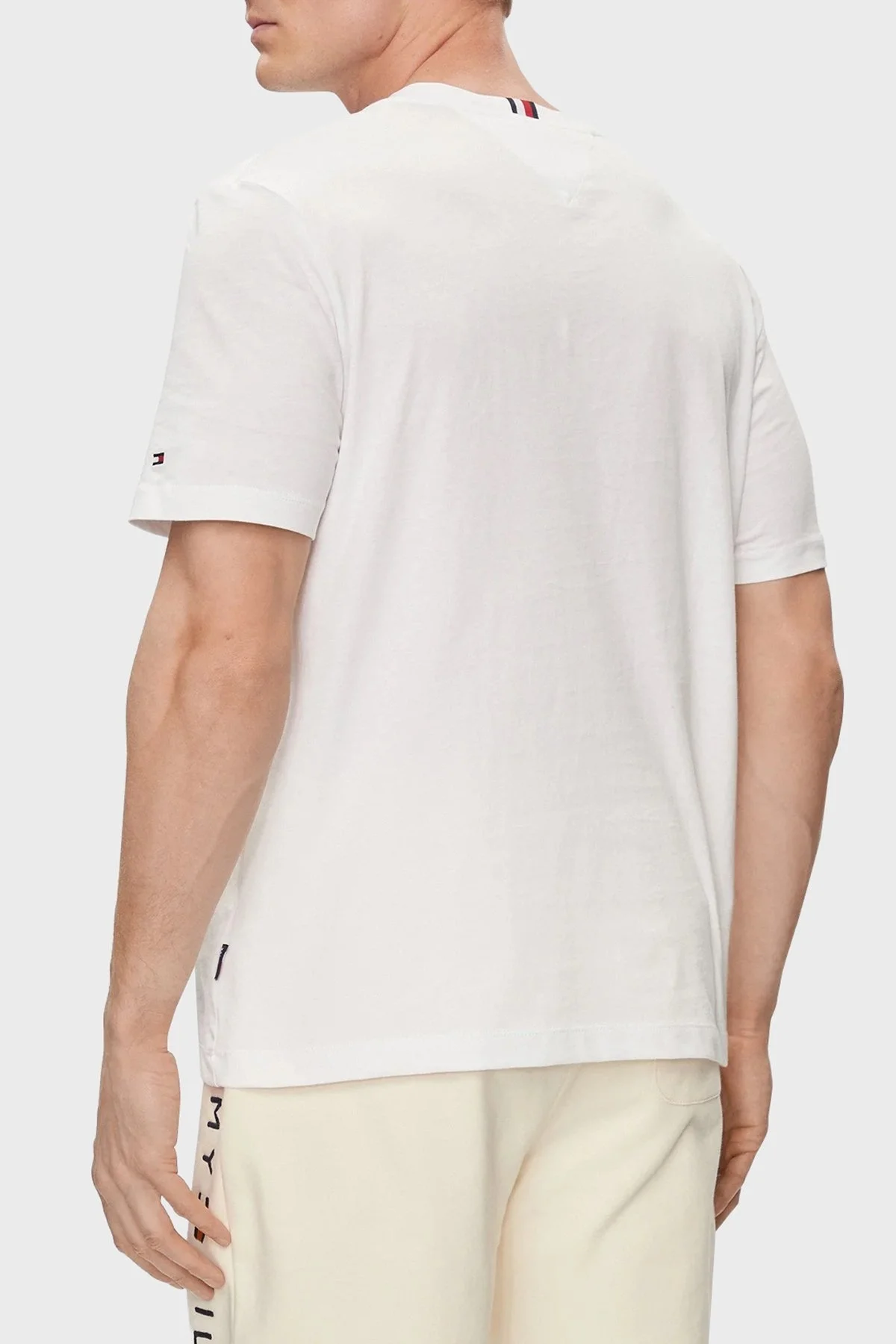 Tommy Hilfiger Pamuklu Regular Fit Erkek T Shirt MW0MW34427 YBR BEYAZ - 3