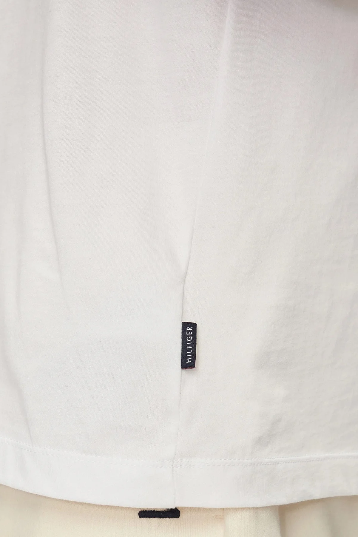 Tommy Hilfiger Pamuklu Regular Fit Erkek T Shirt MW0MW34427 YBR BEYAZ - 5