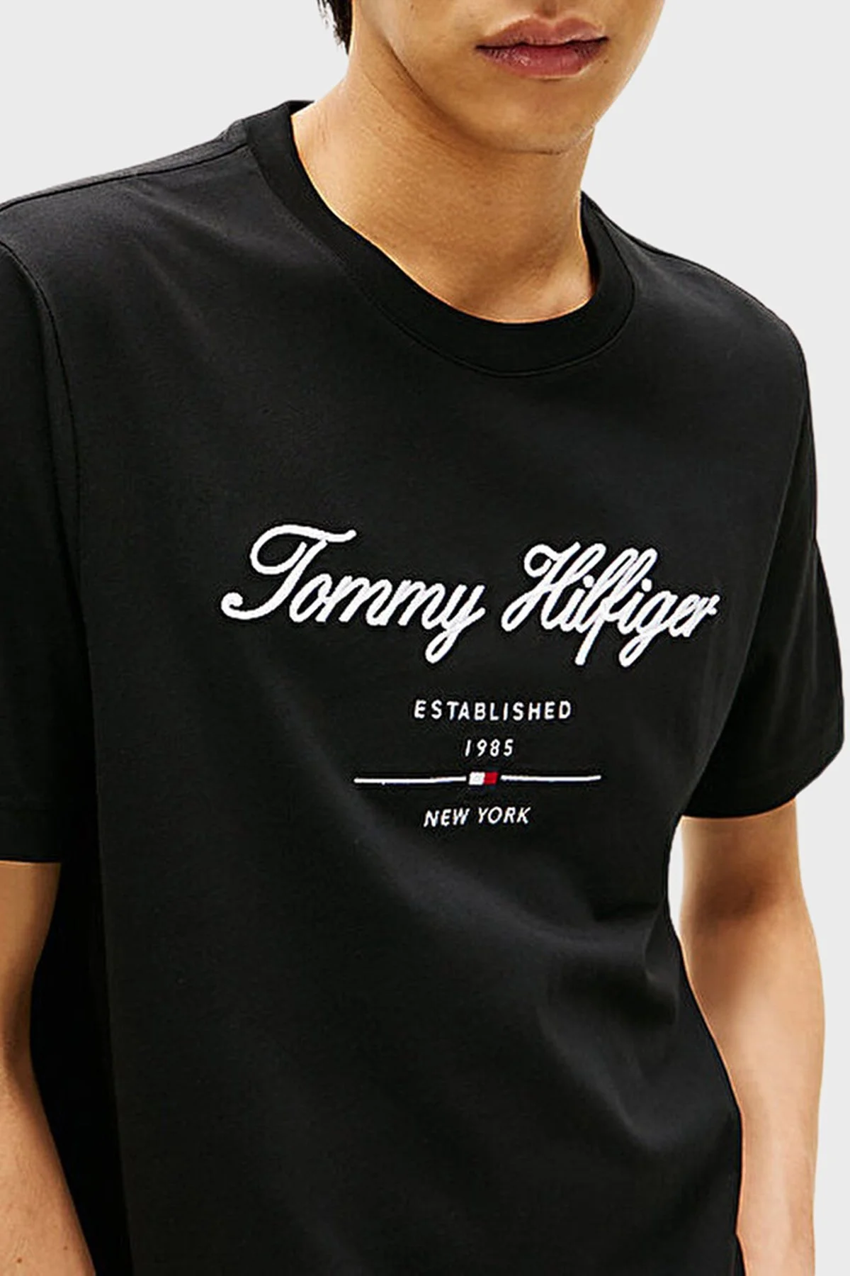 Tommy Hilfiger Pamuklu Regular Fit Logolu Bisiklet Yaka Erkek T Shirt MW0MW33691 BDS SİYAH - 4