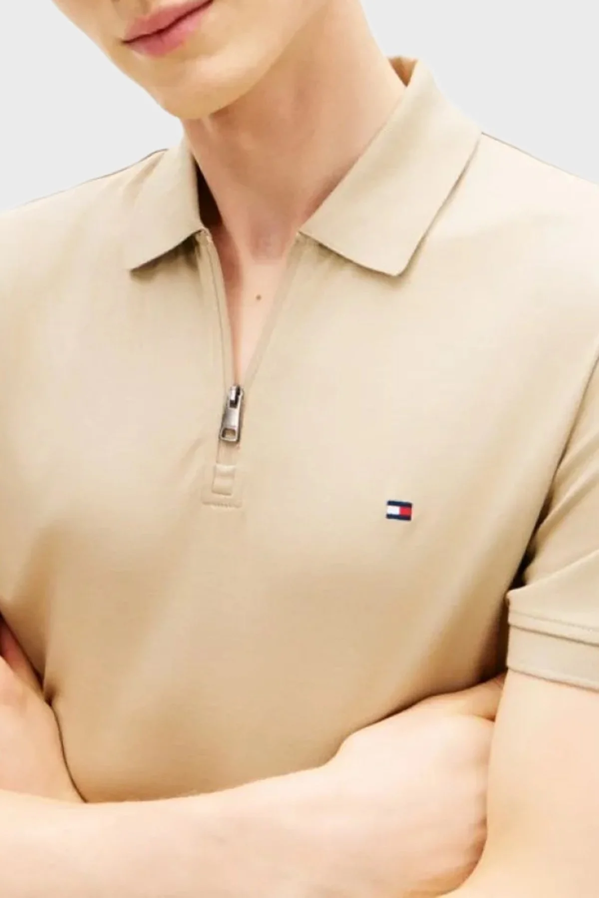 Tommy Hilfiger Pamuklu Regular Fit Logolu Fermuarlı Erkek Polo Yaka T Shirt MW0MW42758 RBT KUM - 3