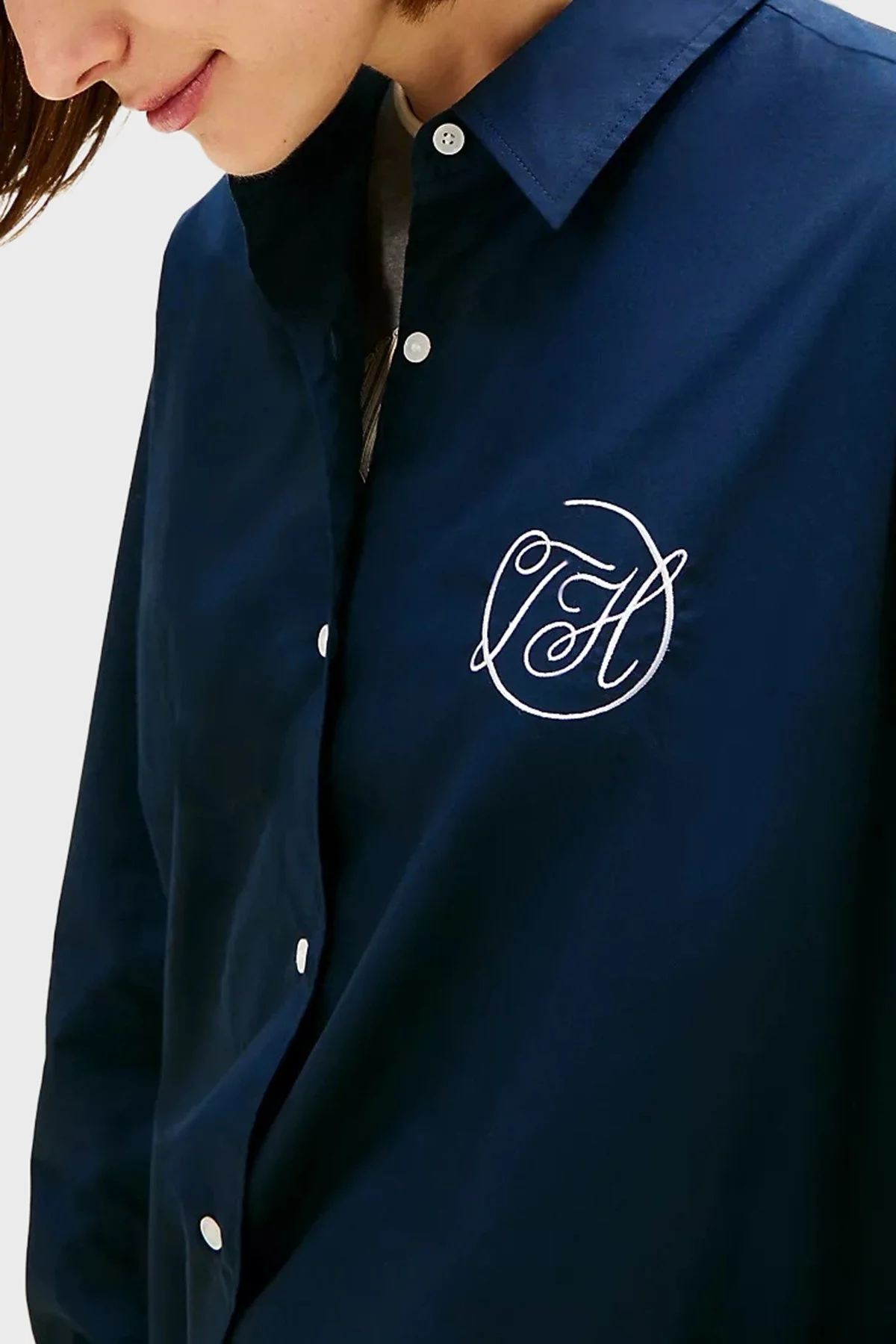 Tommy Hilfiger Pamuklu Regular Fit Logolu Uzun Kollu Bayan Gömlek WW0WW48190 C1G LACİVERT - 4