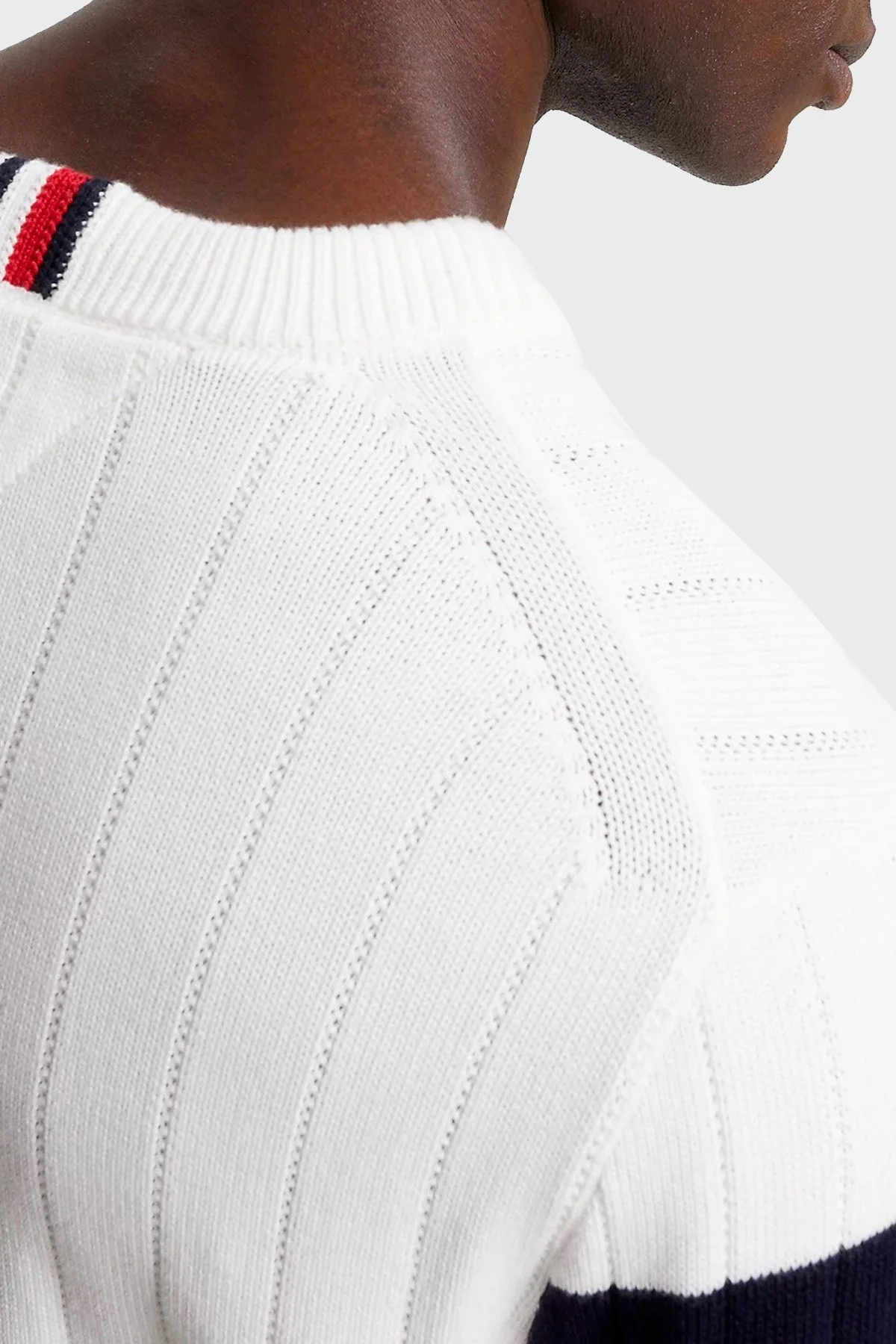 Tommy Hilfiger Pamuklu Regular Fit Bisiklet Yaka Erkek Kazak MW0MW33094 0GY EKRU - 4