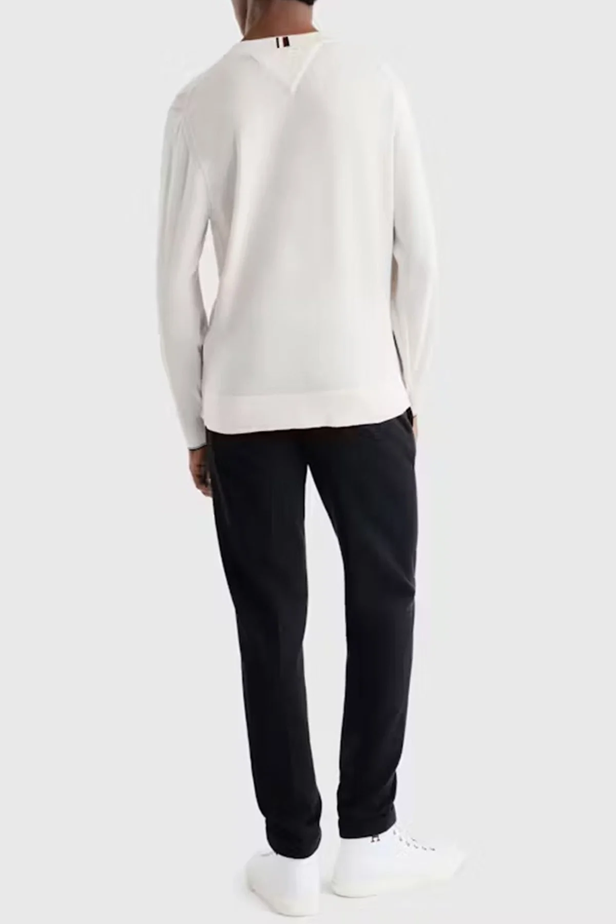 Tommy Hilfiger Pamuklu Relaxed Fit Bisiklet Yaka Erkek Sweat MW0MW31584 AC0 KREM - 11