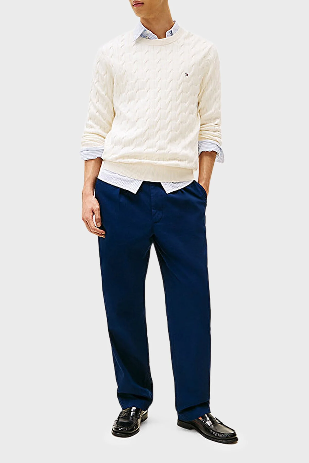 Tommy Hilfiger Pamuklu Relaxed Fit Örgülü Bisiklet Yaka Erkek Kazak MW0MW33132 Z00 AÇIK BEJ - 3