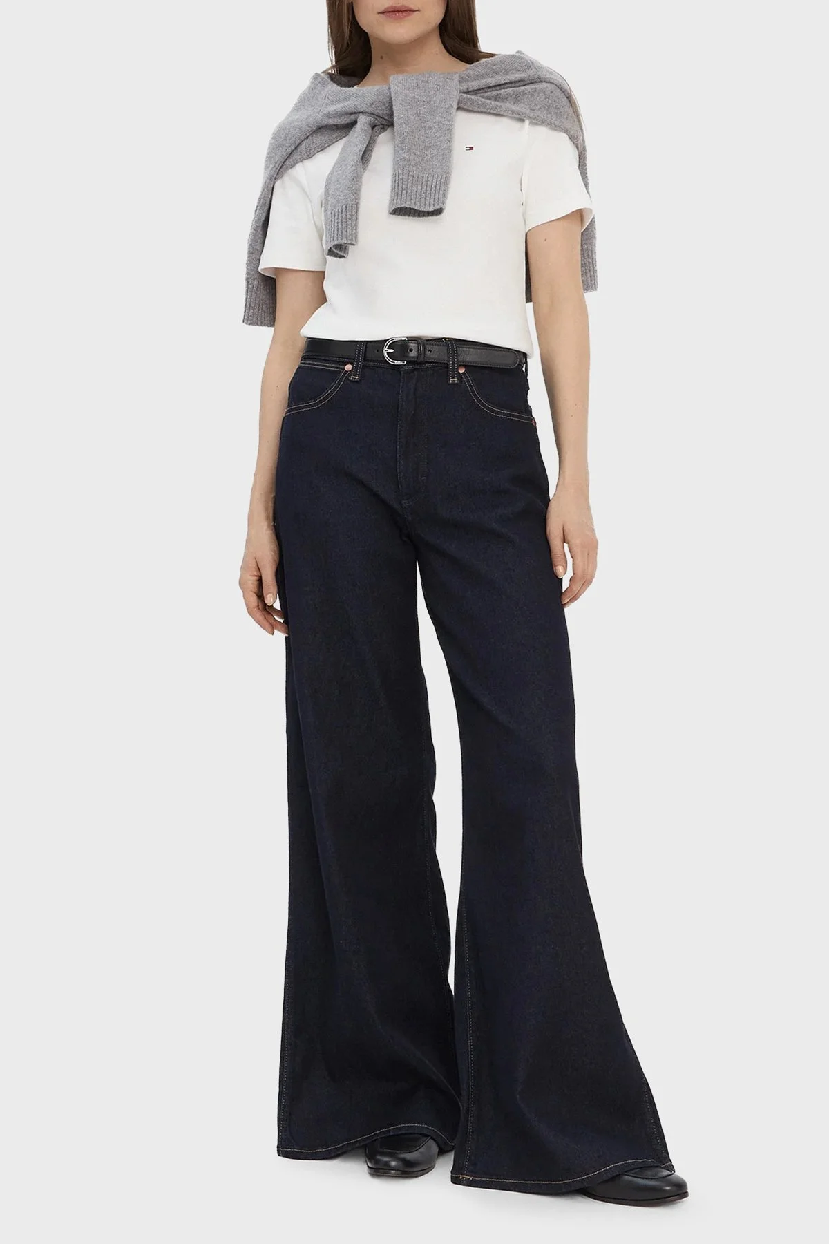 Tommy Hilfiger Pamuklu Slim Fit Bisiklet Yaka Bayan T Shirt WW0WW40587 YBL BEYAZ - 2