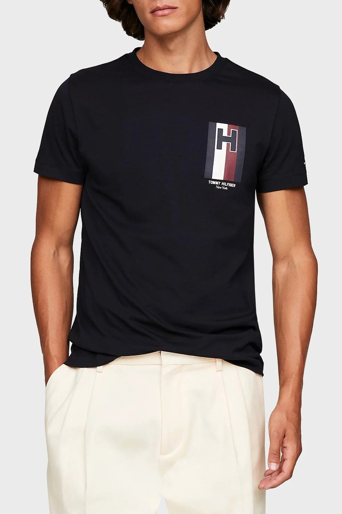 Tommy Hilfiger Pamuklu Slim Fit Bisiklet Yaka Erkek T Shirt MW0MW33687 DW5 LACİVERT - 1