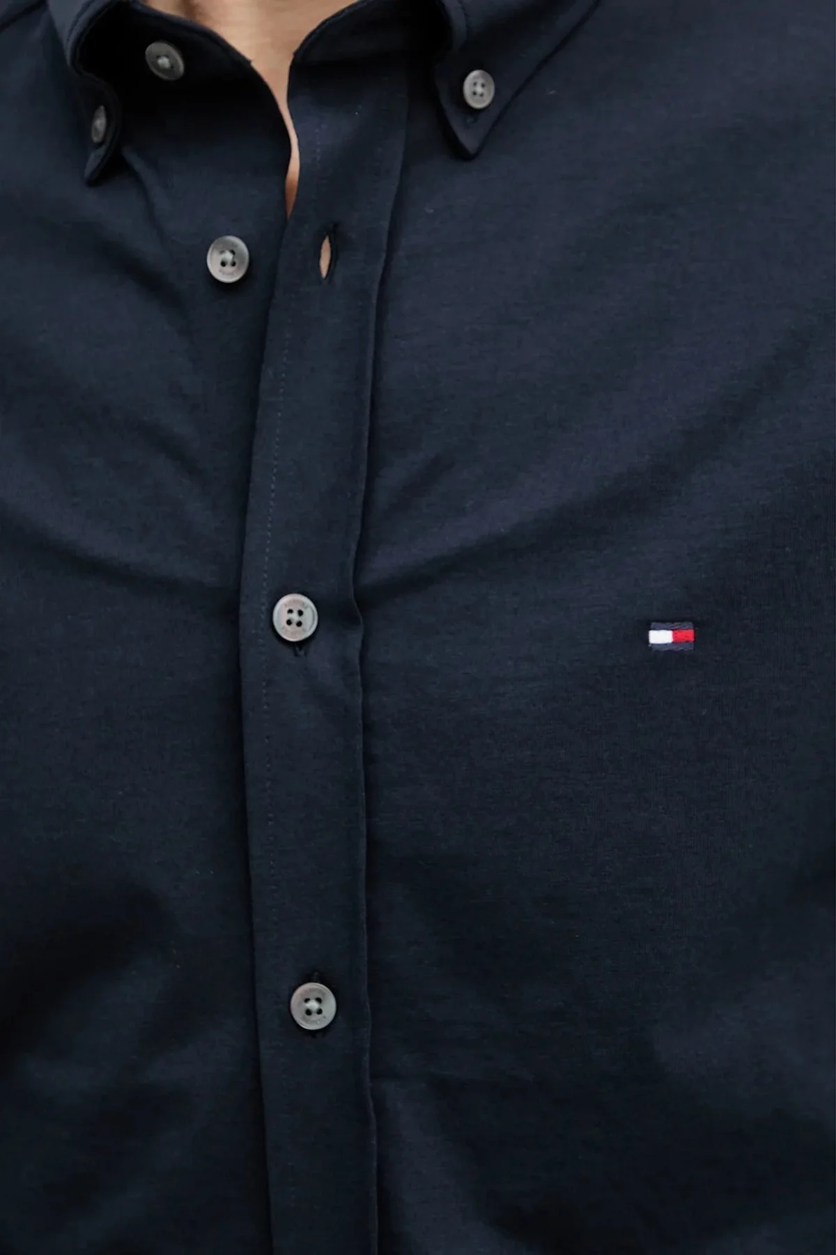 Tommy Hilfiger Pamuklu Slim Fit Düğmeli Yaka Erkek Gömlek MW0MW41059 DW5 LACİVERT - 5