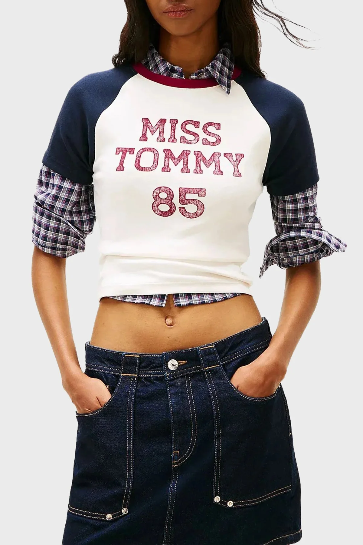 Tommy Hilfiger Pamuklu Slim Fit Logolu Bisiklet Yaka Kadın T Shirt DW0DW22536 YBH BEYAZ - 1