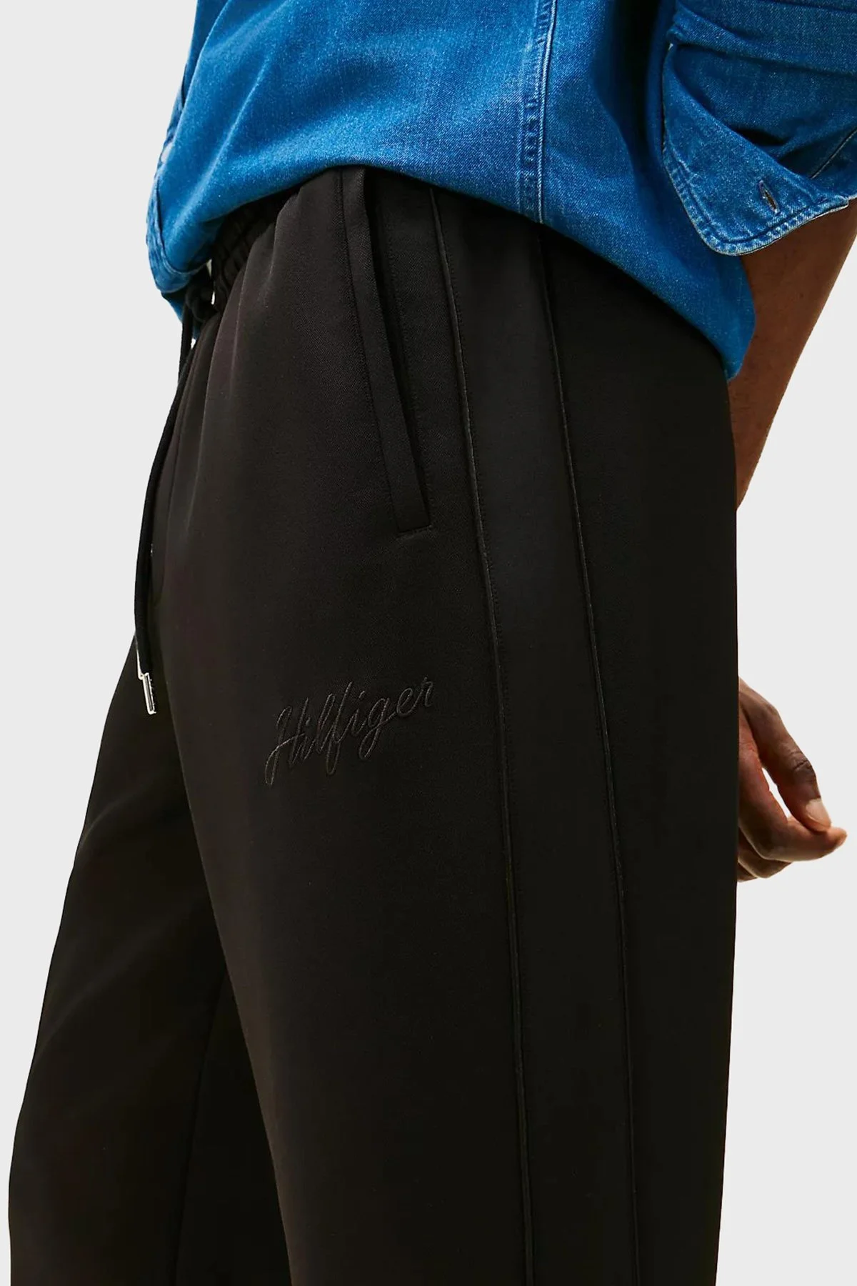 Tommy Hilfiger Pamuklu Straight Fit Düz Paça Jogger Erkek Pantolon MW0MW42538 BDS SİYAH - 4