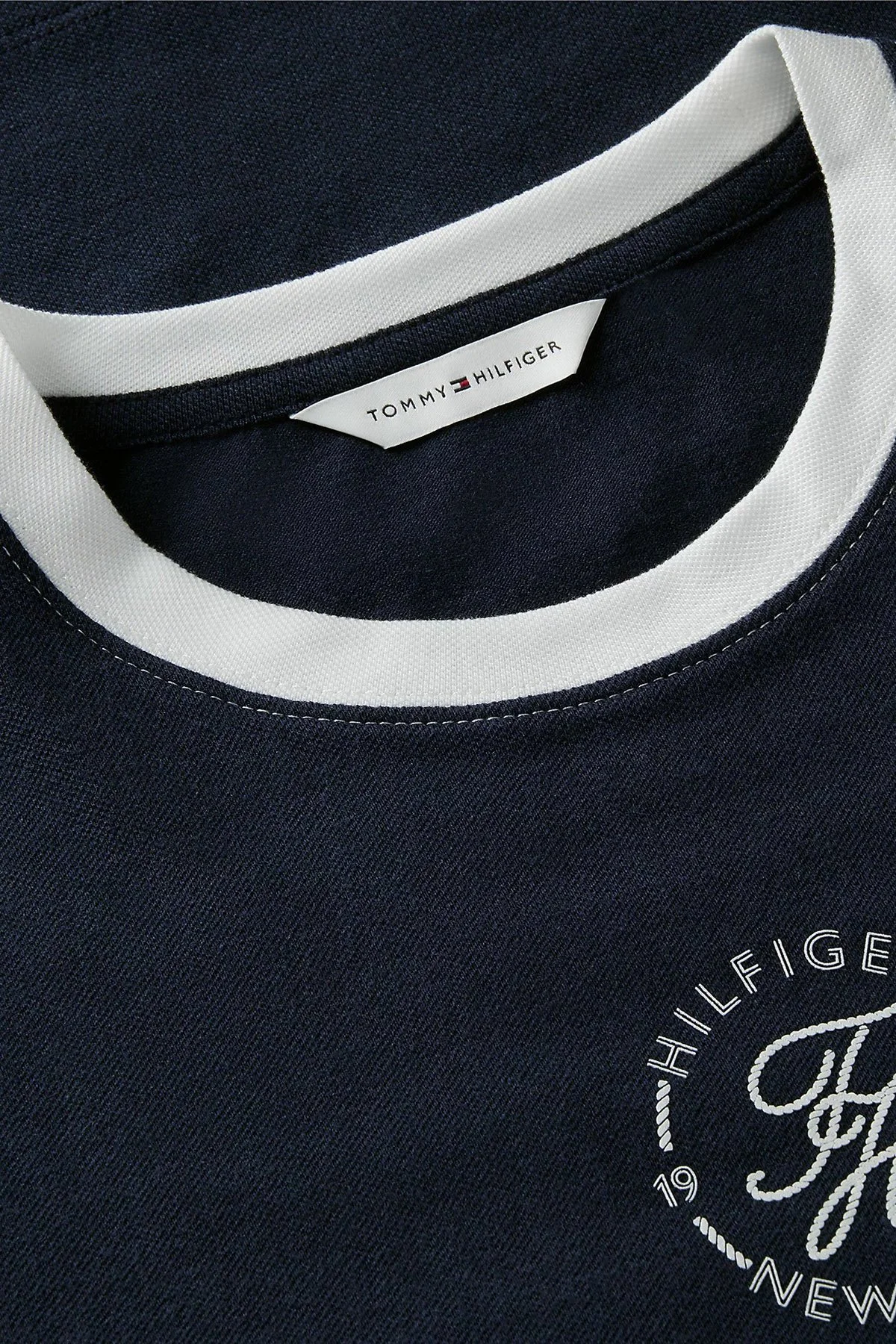 Tommy Hilfiger Regular Fit Bisiklet Yaka Kadın T Shirt WW0WW50032 C1G Lacivert - 6