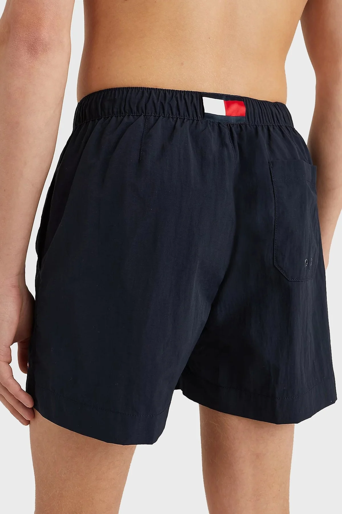 Tommy Hilfiger Regular Fit Cepli Erkek Mayo Short UM0UM02793 DW5 LACİVERT - 3