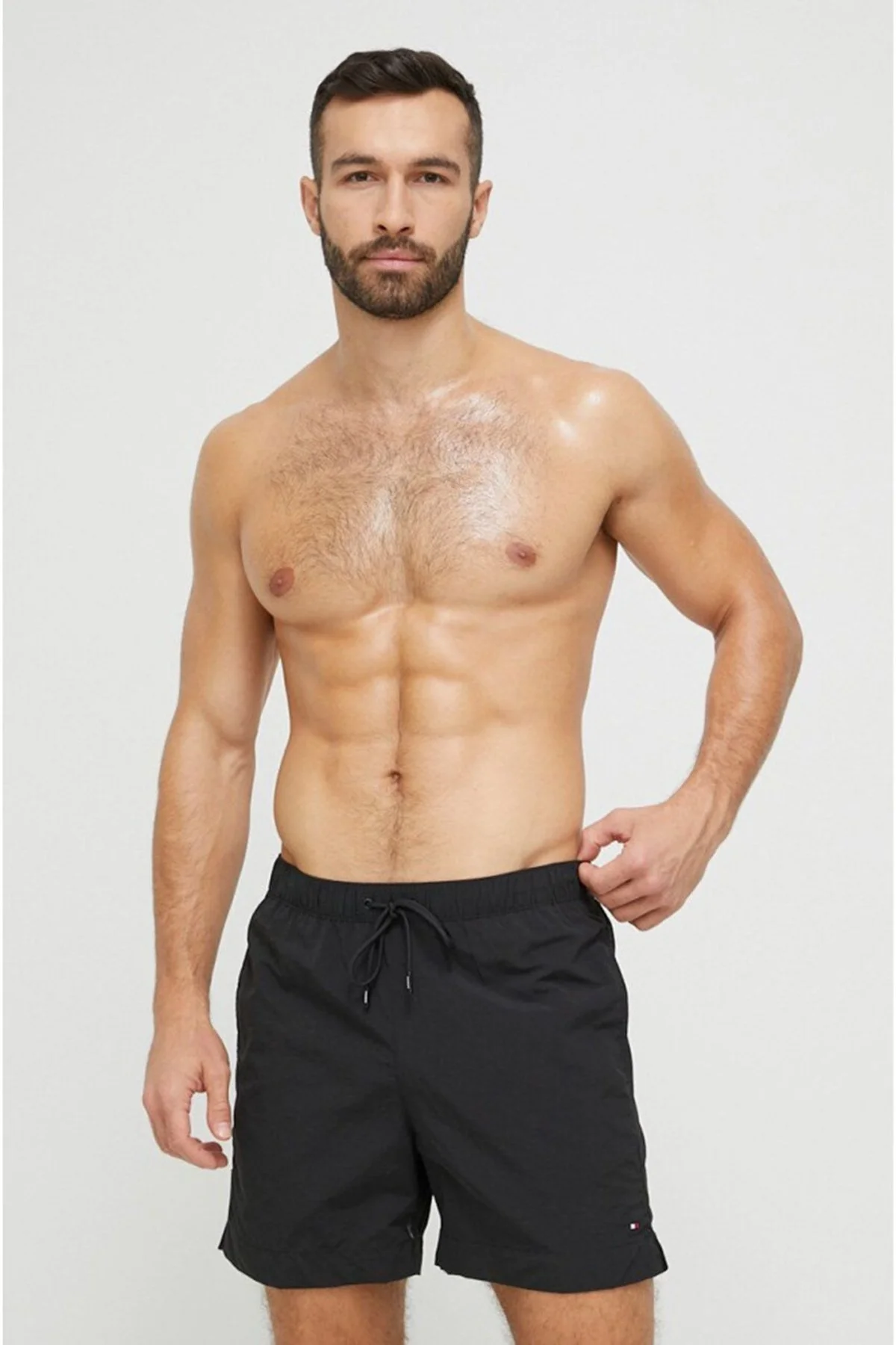 Tommy Hilfiger Regular Fit Deniz Şortu Cepli Erkek Mayo Short UM0UM02793 BDS SİYAH - 2