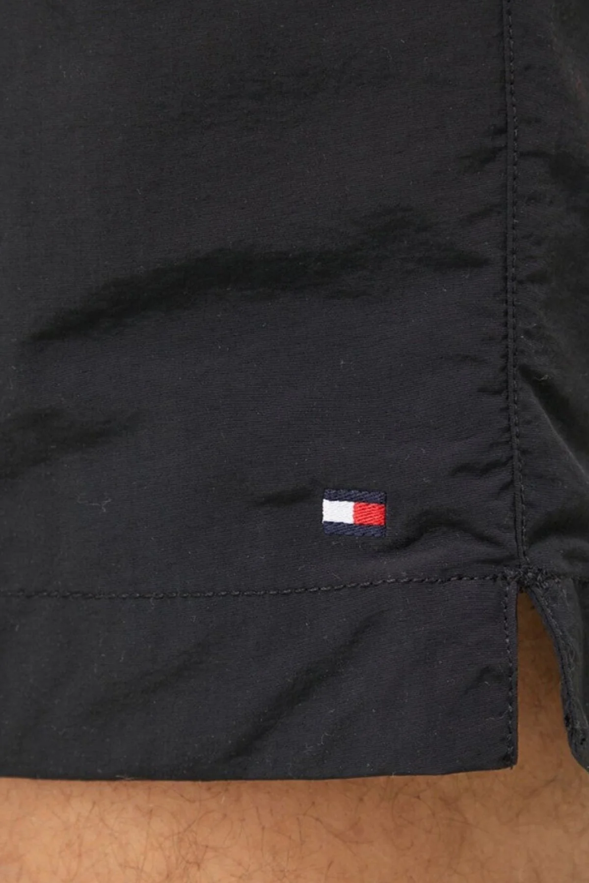 Tommy Hilfiger Regular Fit Deniz Şortu Cepli Erkek Mayo Short UM0UM02793 BDS SİYAH - 4