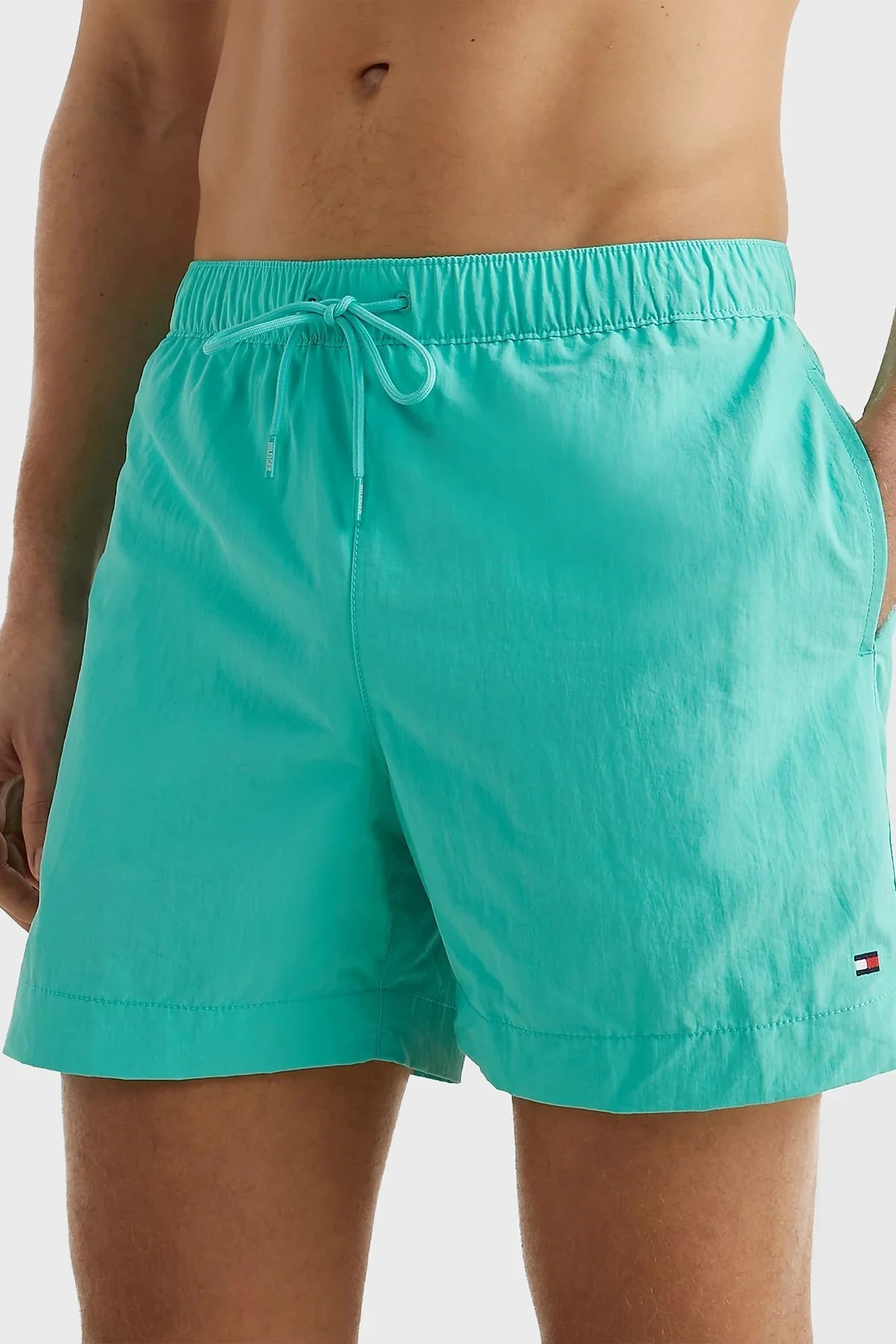 Tommy Hilfiger Regular Fit Deniz Şortu Cepli Erkek Mayo Short UM0UM02793 L47 TURKUAZ - 2