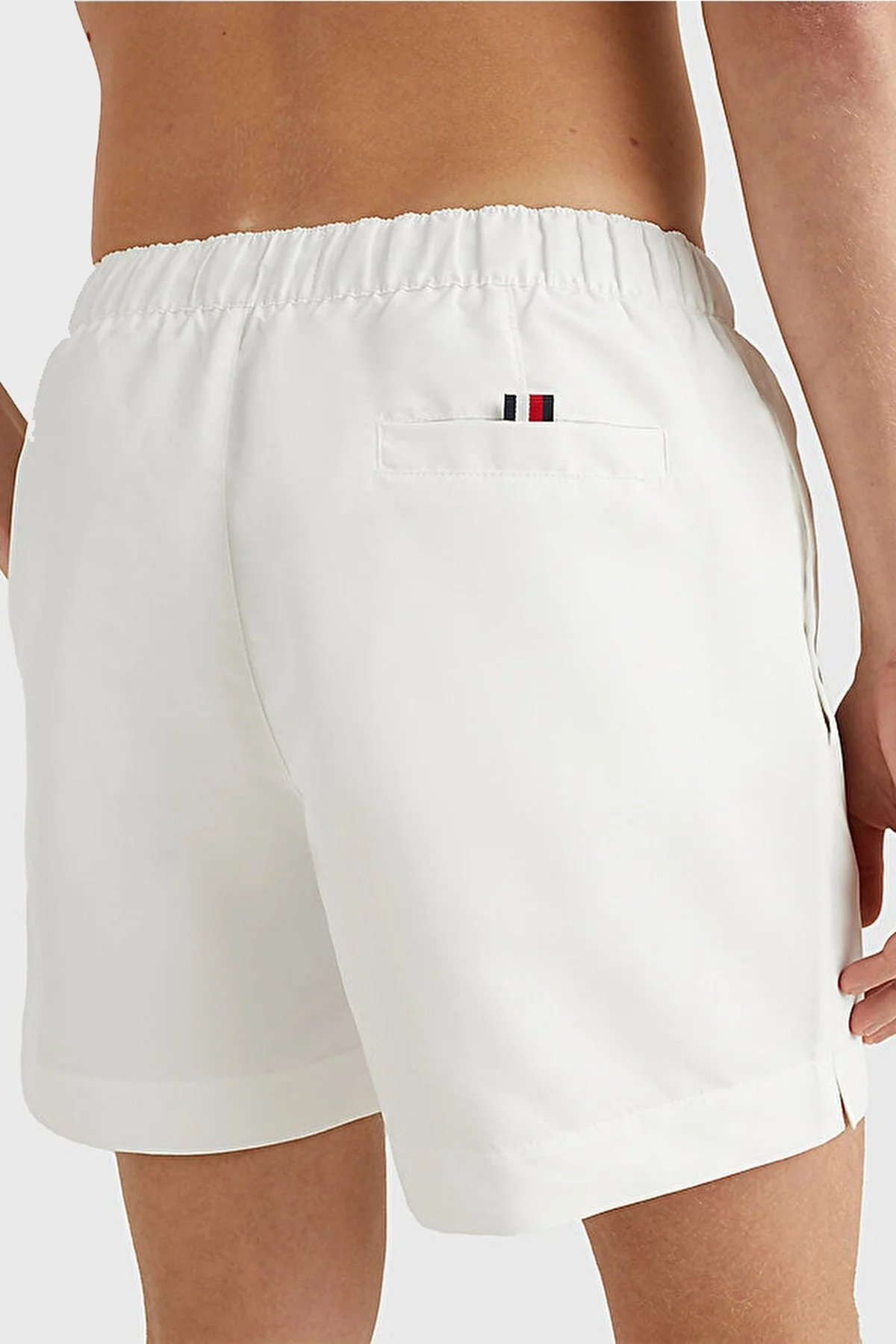 Tommy Hilfiger Regular Fit Deniz Şortu Cepli Erkek Mayo Short UM0UM02885 YBR BEYAZ - 4