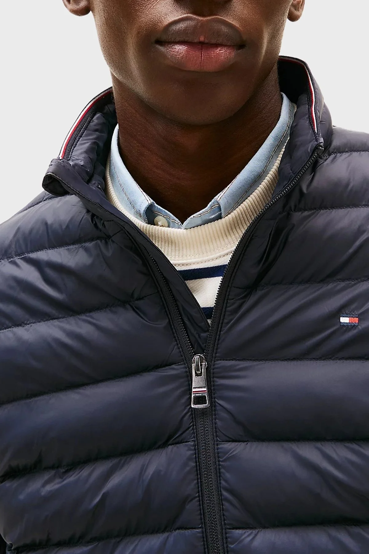 Tommy Hilfiger Regular Fit Dik Yaka Kapitoneli Erkek Mont MW0MW39990 DW5 LACİVERT - 5