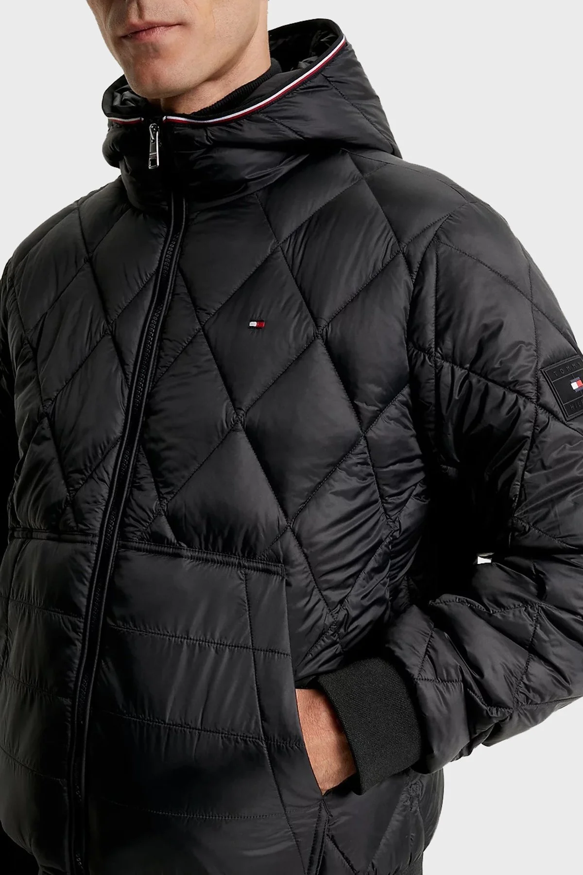 Tommy Hilfiger Regular Fit Kapüşonlu Erkek Mont MW0MW32766 BDS SİYAH - 3