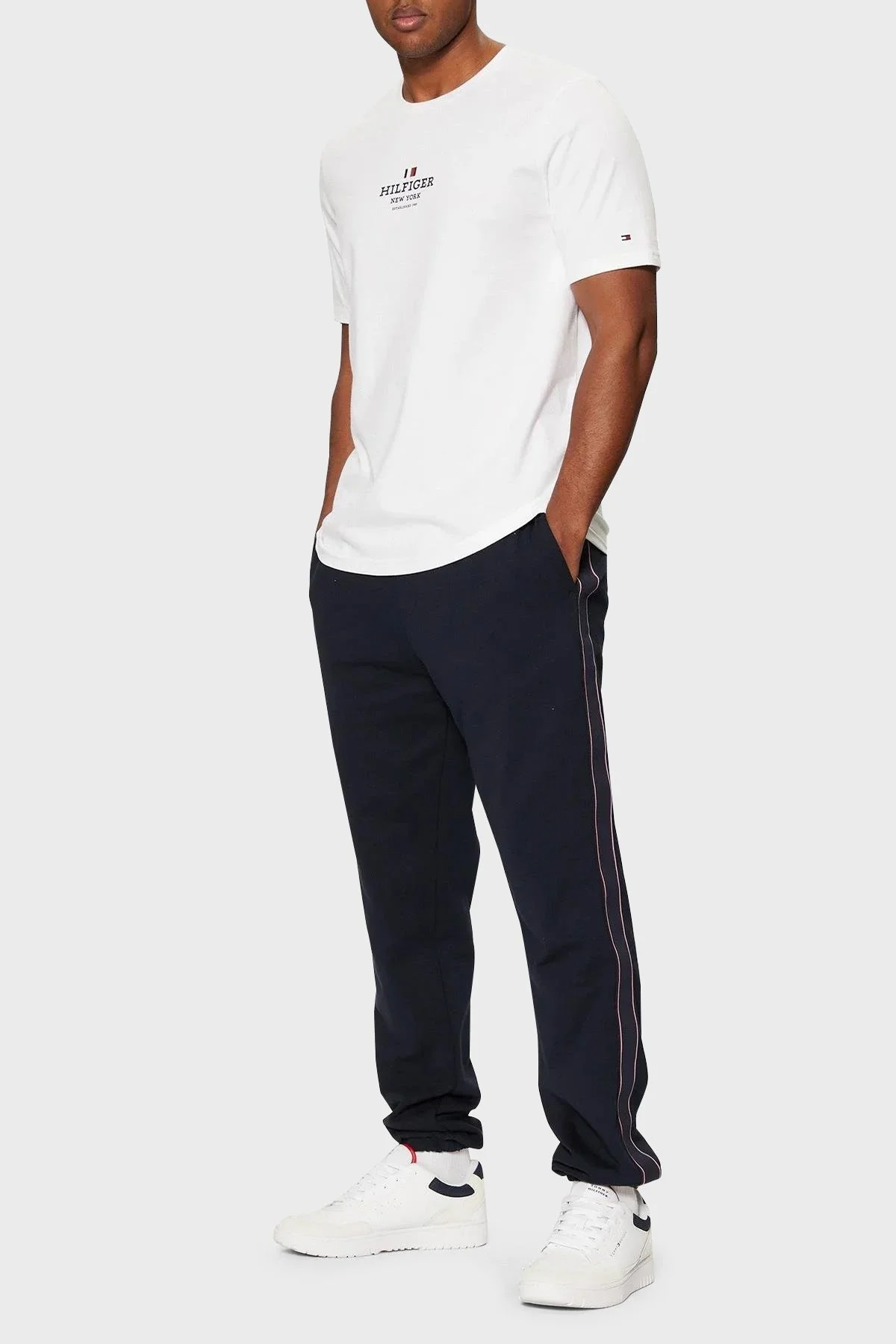Tommy Hilfiger Regular Fit Normal Bel Ribanalı Paça Jogger Erkek Pantolon MW0MW37477 DW5 LACİVERT - 8