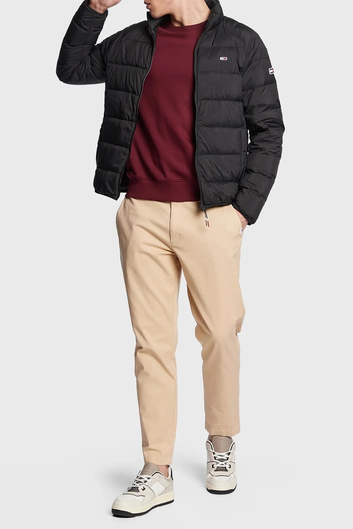 Tommy Hilfiger Regular Fit Ördek Tüyü Dolgulu Dik Yaka Şişme Erkek Mont DM0DM15385 BDS SİYAH - 2