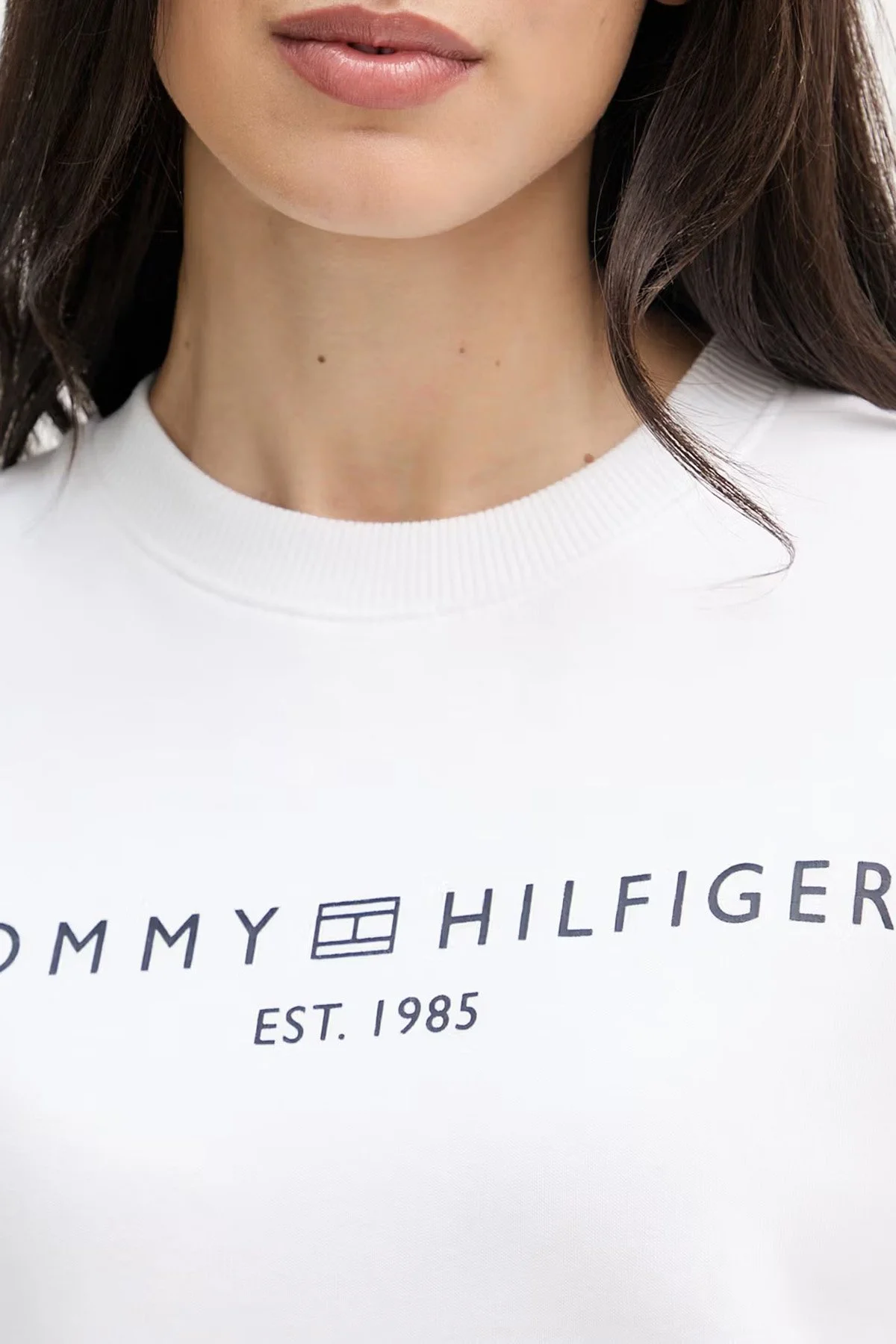 Tommy Hilfiger Regular Fit Pamuklu Bisiklet Yaka Kadın Sweat WW0WW47831 YCF Beyaz - 4