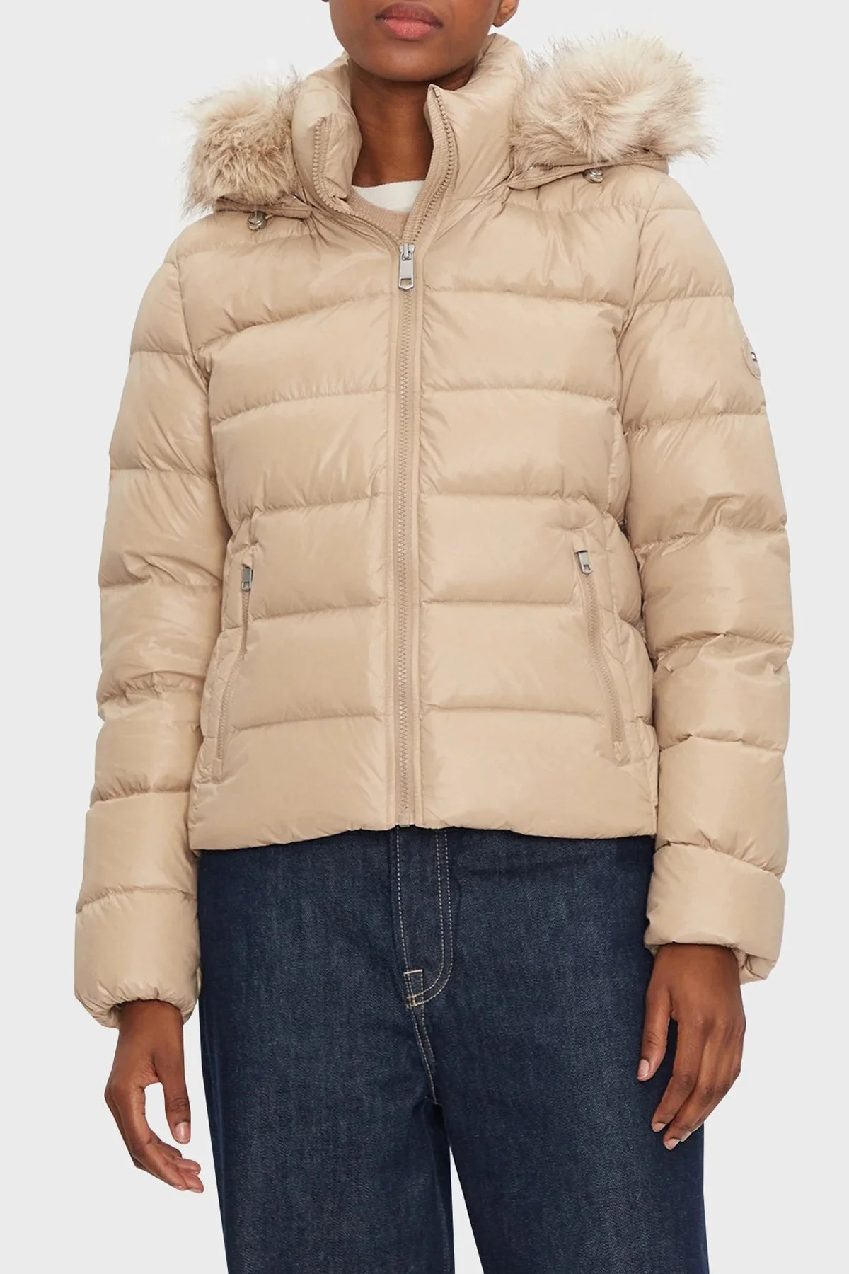 Tommy Hilfiger Regular Fit Su İtici Kuş Tüyü Dolgulu Kapüşonlu Şişme Bayan Mont WW0WW43520 AEG BEJ - 8