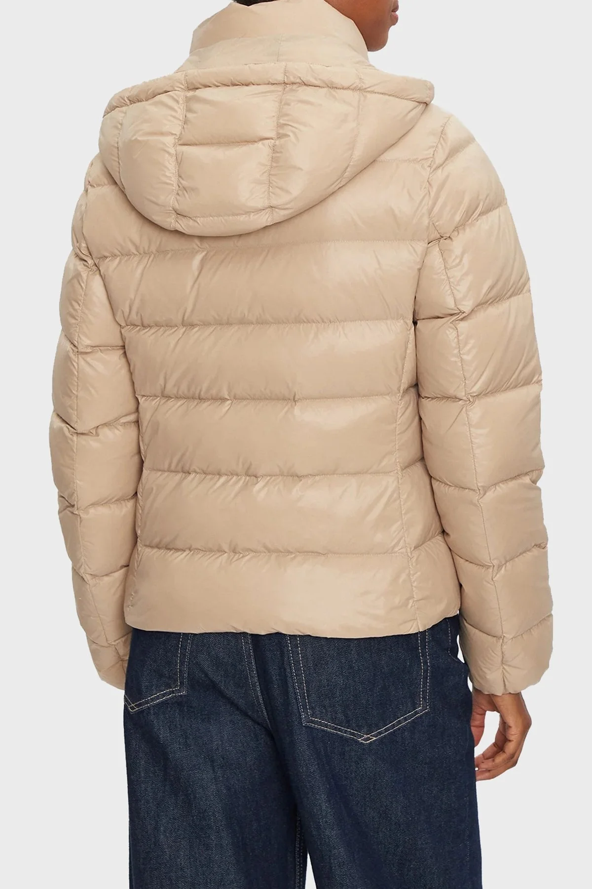 Tommy Hilfiger Regular Fit Su İtici Kuş Tüyü Dolgulu Kapüşonlu Şişme Bayan Mont WW0WW43520 AEG BEJ - 11