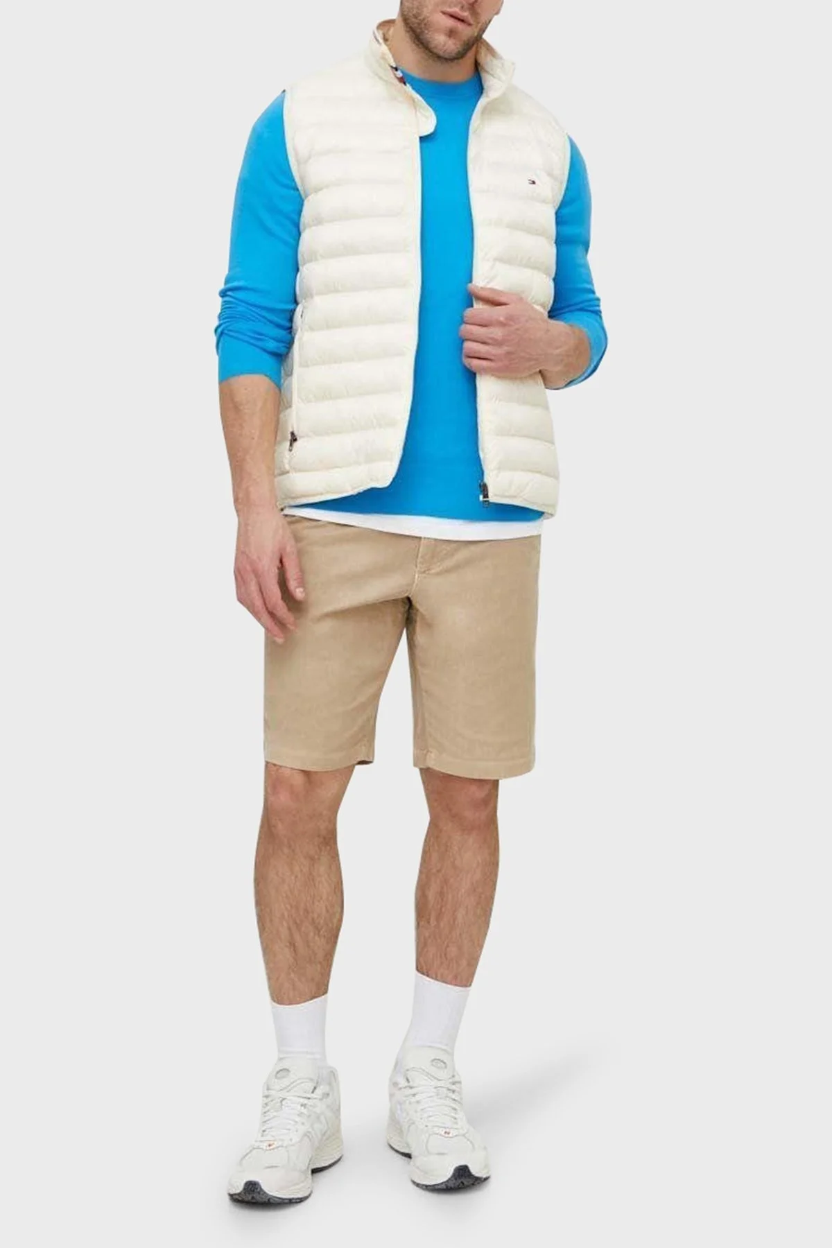 Tommy Hilfiger Skinny Fit Gabardin Chino Erkek Short MW0MW34509 AEG BEJ - 4