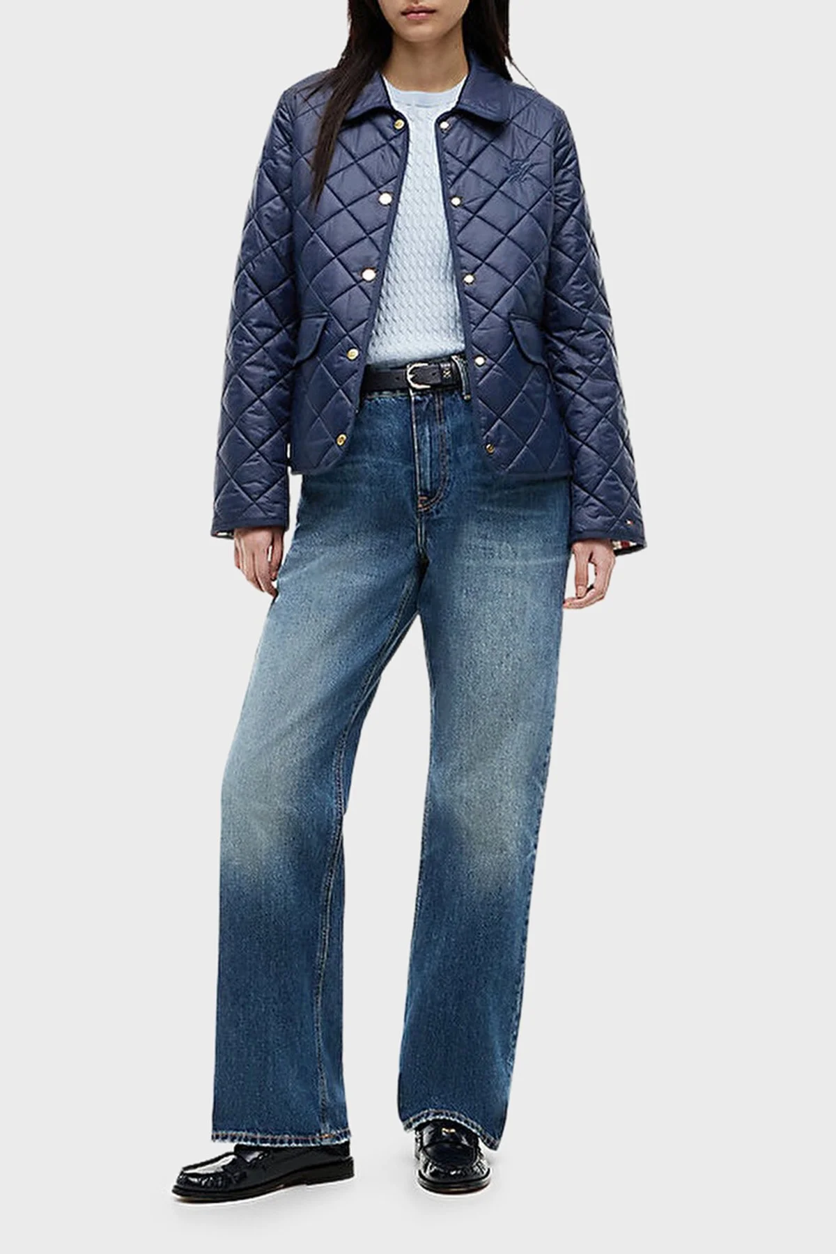 Tommy Hilfiger Slim Fit Cepli Çıtçıtlı Kapitone Kadın Mont WW0WW50936 C1G Lacivert - 2