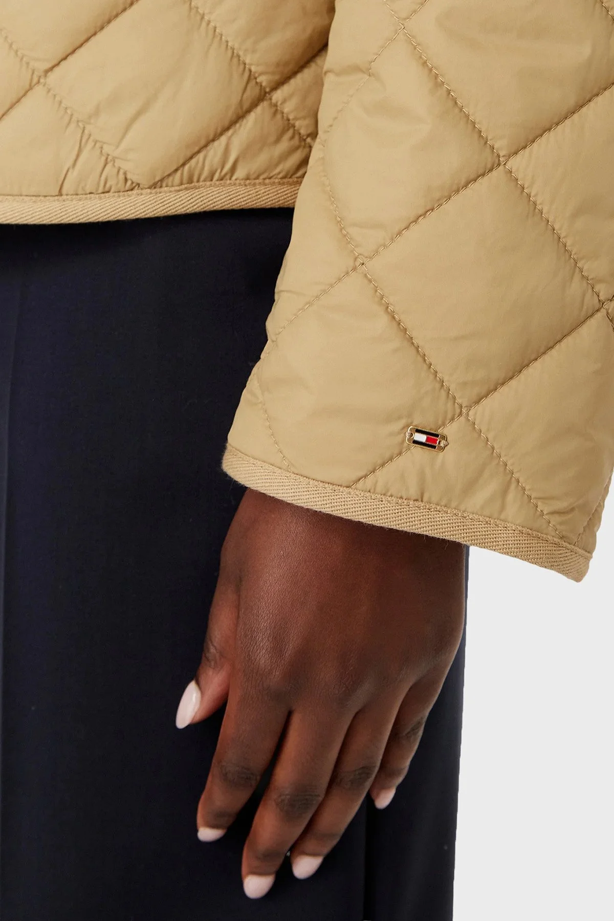 Tommy Hilfiger Slim Fit Uzun Kollu Cepli Çıtçıtlı Kapitone Ceket Kadın Mont WW0WW50936 AEH Camel - 5