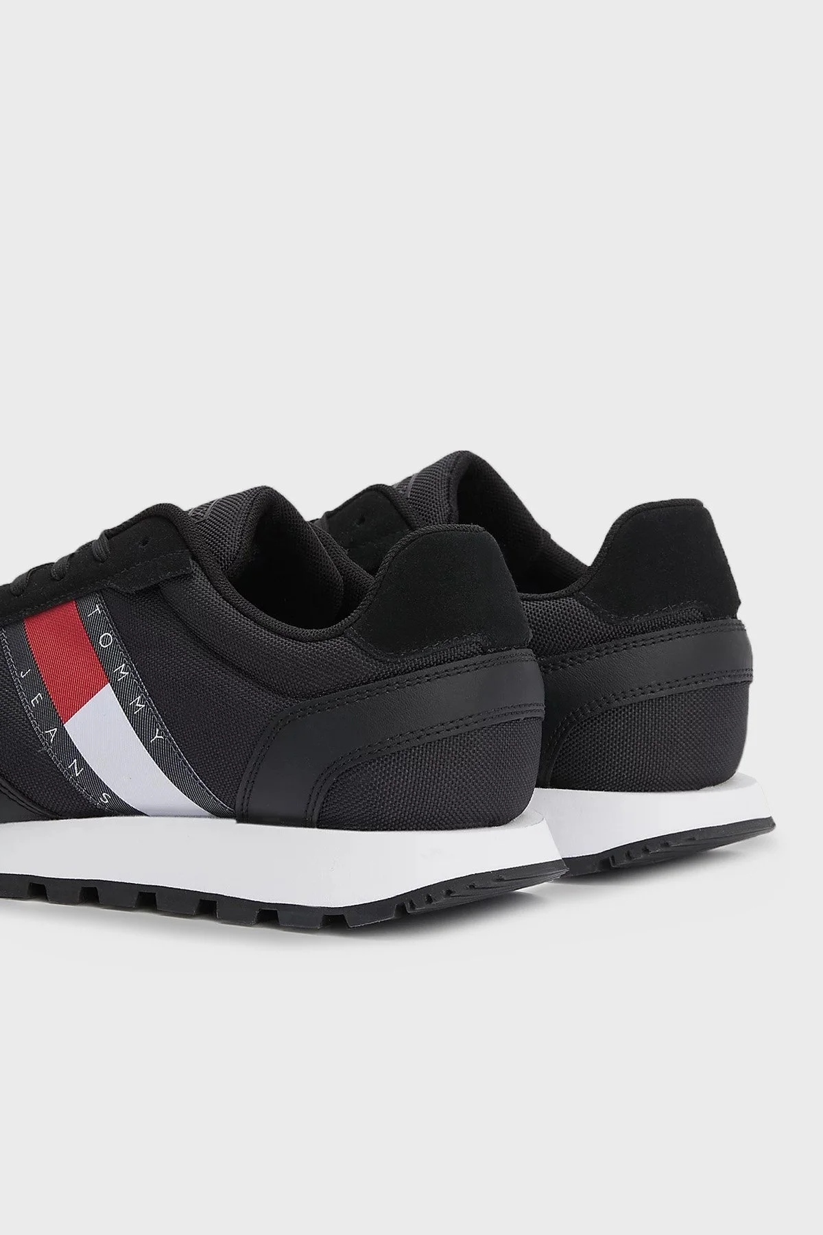 Tommy Hilfiger Sneaker Erkek Ayakkabı EM0EM01081 BDS SİYAH-BEYAZ - 3