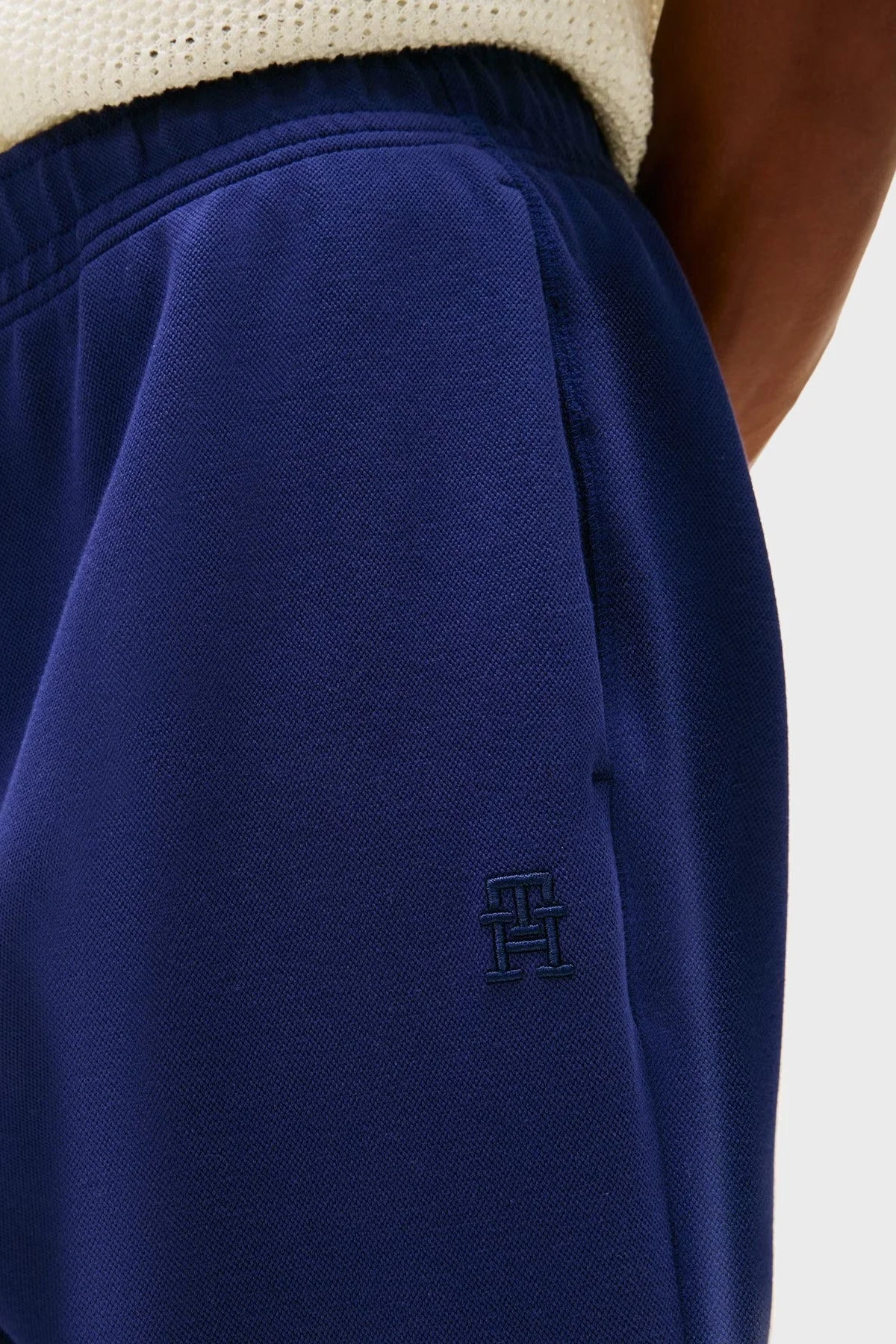 Tommy Hilfiger Streç Pamuklu Regular Fit Normal Bel Dar Paça Jogger Erkek Pantolon MW0MW39409 C7G MAVİ - 4