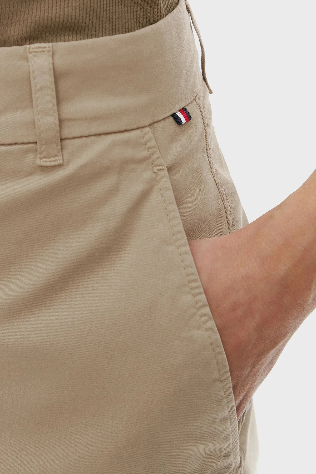 Tommy Hilfiger Streç Pamuklu Relaxed Fit Yüksek Bel Mini Bayan Short WW0WW42457 AEG BEJ - 9