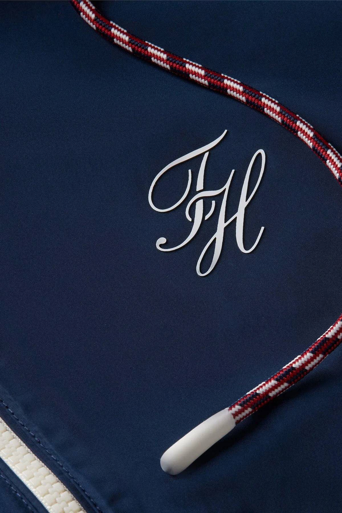 Tommy Hilfiger Su Geçirmez Kapüşonlu Yaka Kadın Mont WW0WW49852 C1G Lacivert - 6