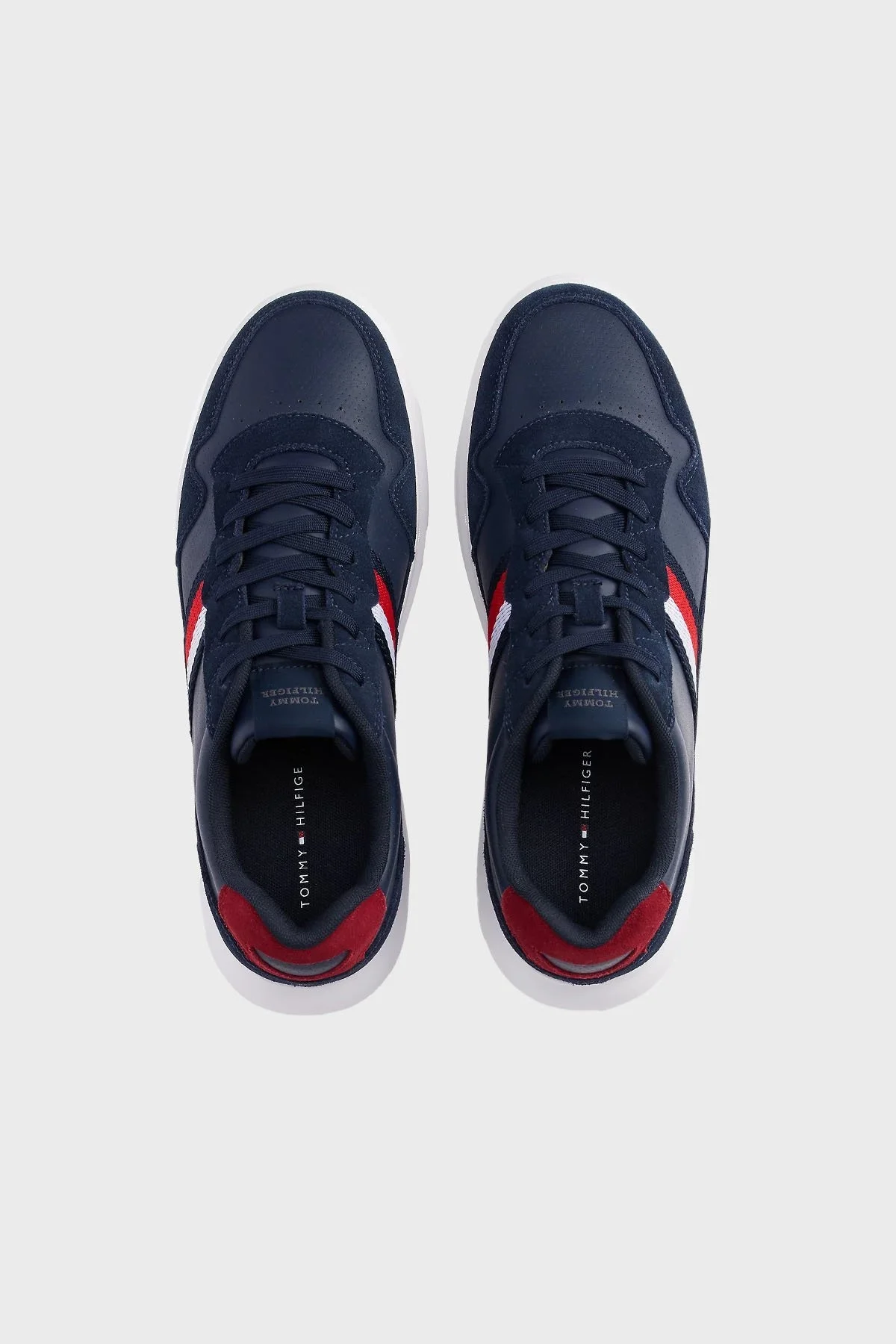 Tommy Hilfiger Süet Detaylı Logolu Sneaker Erkek Ayakkabı FM0FM04889 C1G LACİVERT - 3