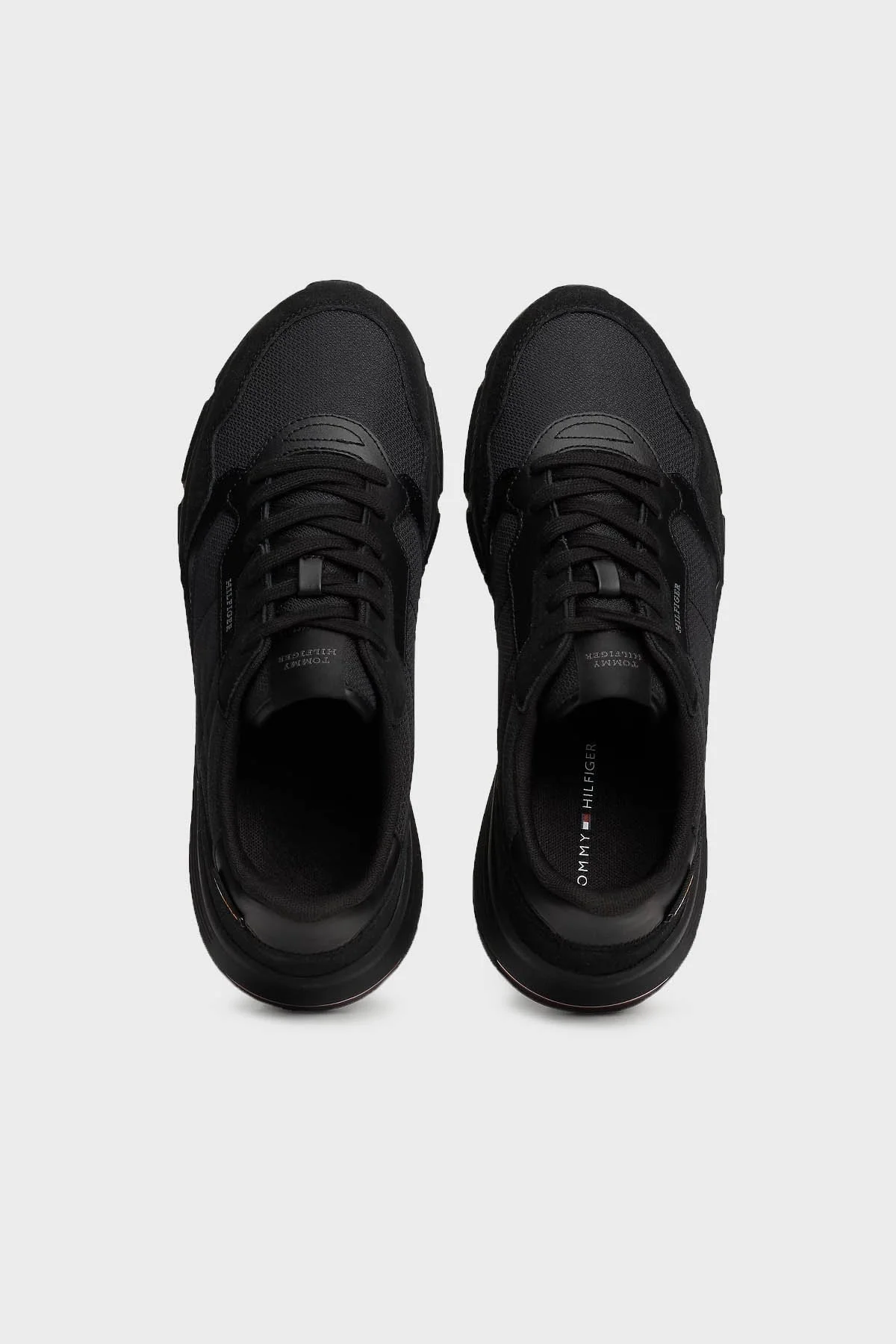 Tommy Hilfiger Süet Logolu Sneaker Erkek Ayakkabı FM0FM05218 BDS SİYAH - 10