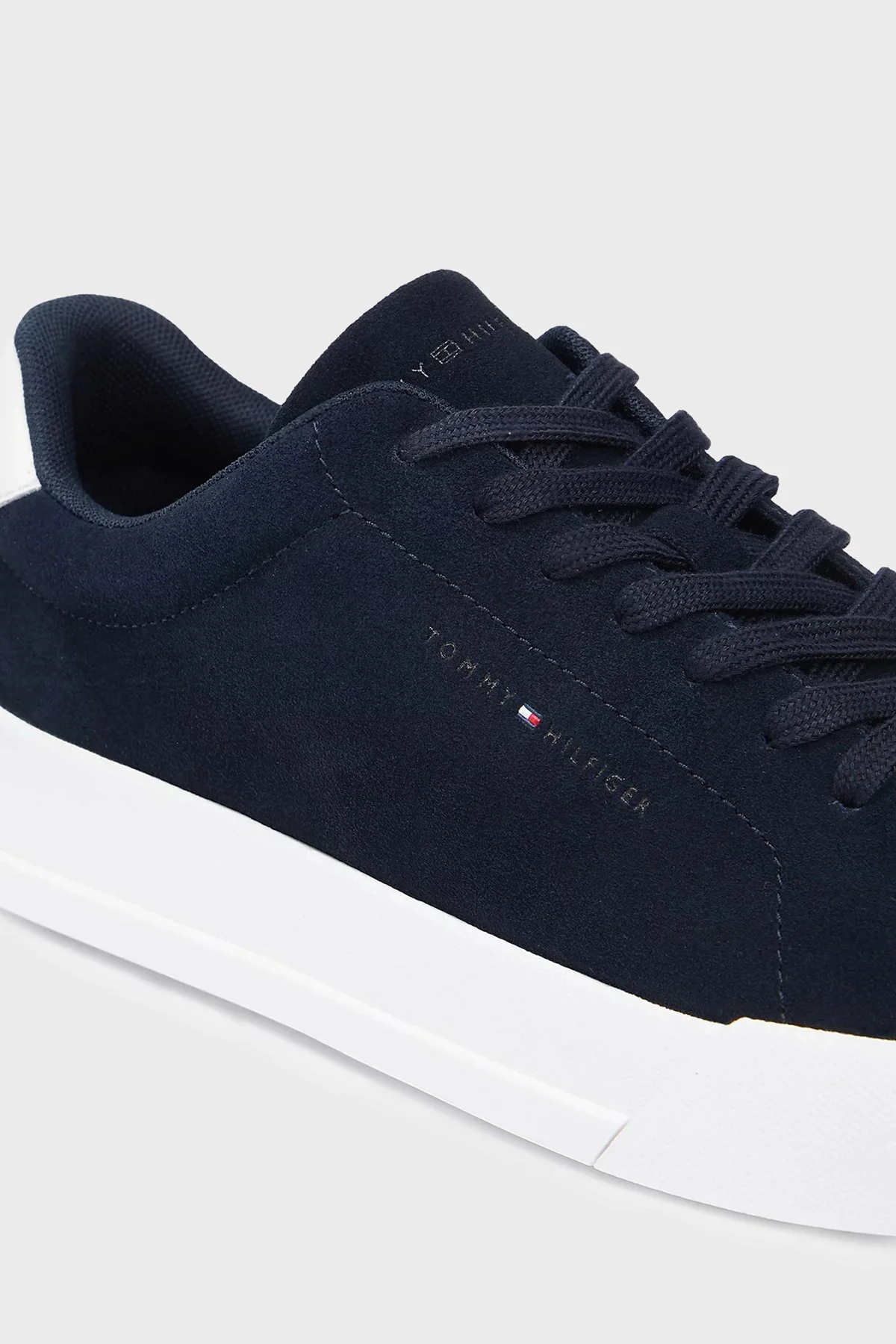 Tommy Hilfiger Süet Logolu Sneaker Erkek Ayakkabı FM0FM05716 DW5 LACİVERT - 5