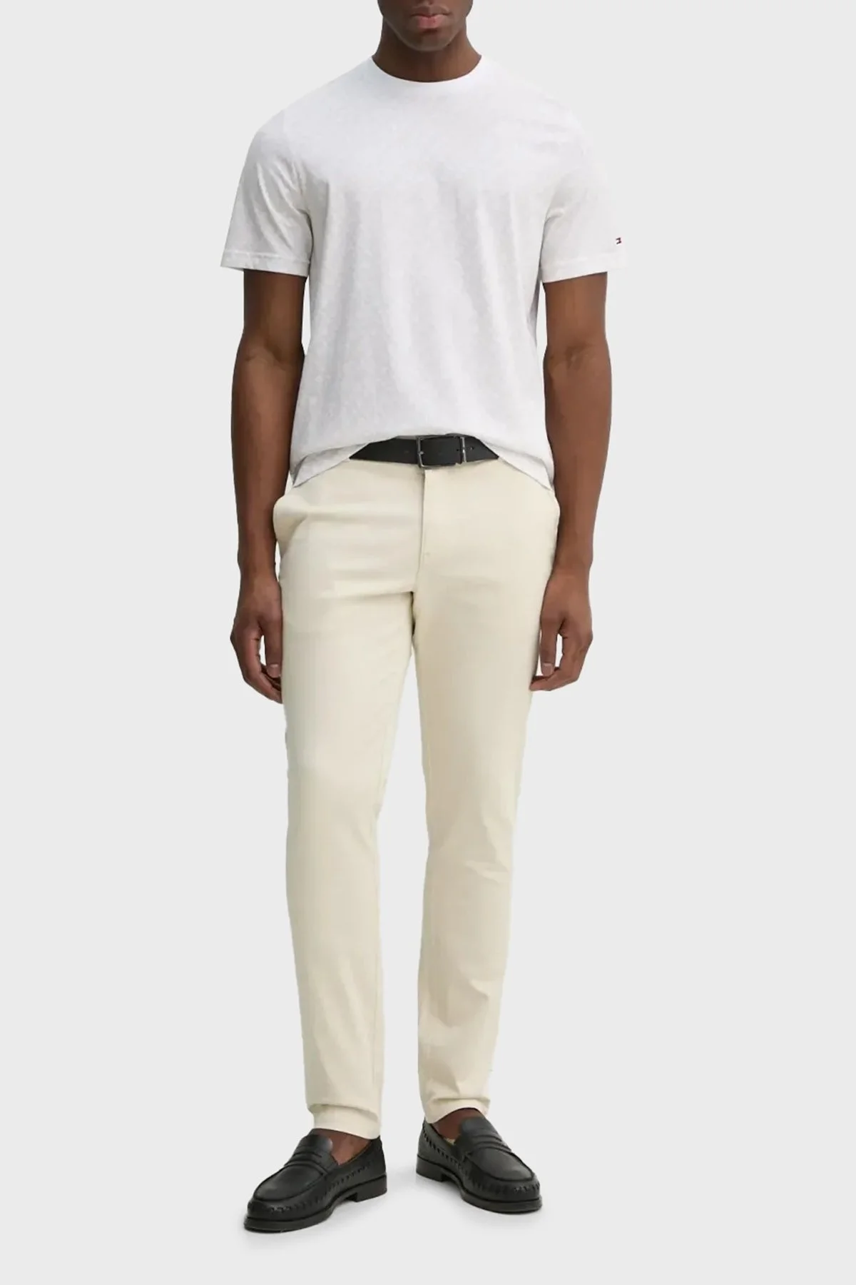 Tommy Hilfiger Tamamı Logolu % 100 Pamuk Regular Fit Bisiklet Yaka Erkek T Shirt MW0MW39251 YBL BEYAZ - 7