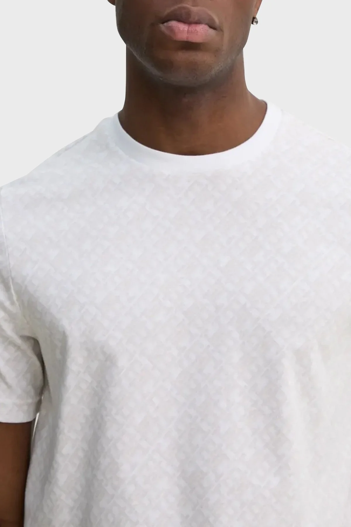 Tommy Hilfiger Tamamı Logolu % 100 Pamuk Regular Fit Bisiklet Yaka Erkek T Shirt MW0MW39251 YBL BEYAZ - 9