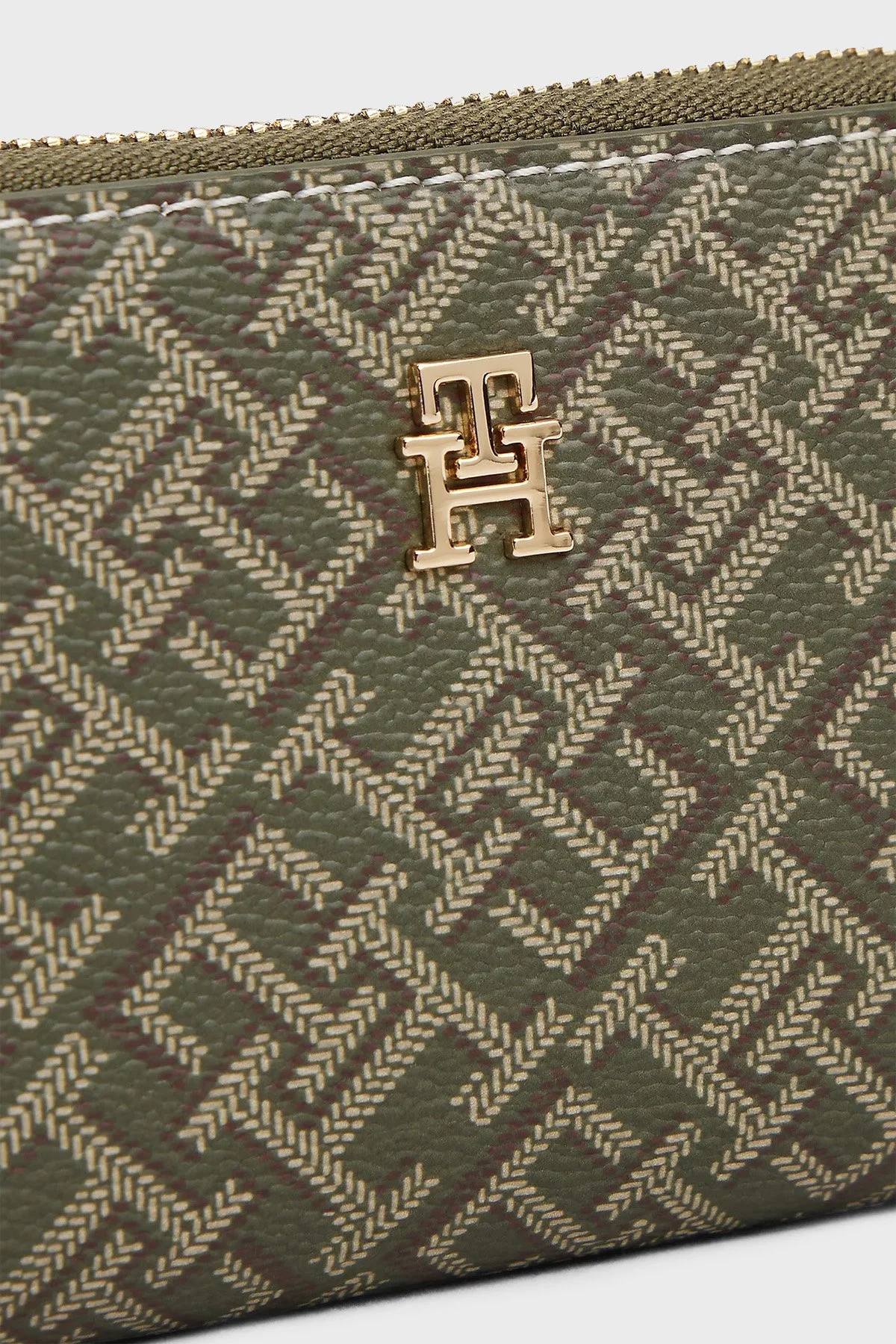 Tommy Hilfiger Tamamı Logolu Fermuarlı Bayan Cüzdan AW0AW17736 PLI YEŞİL - 3