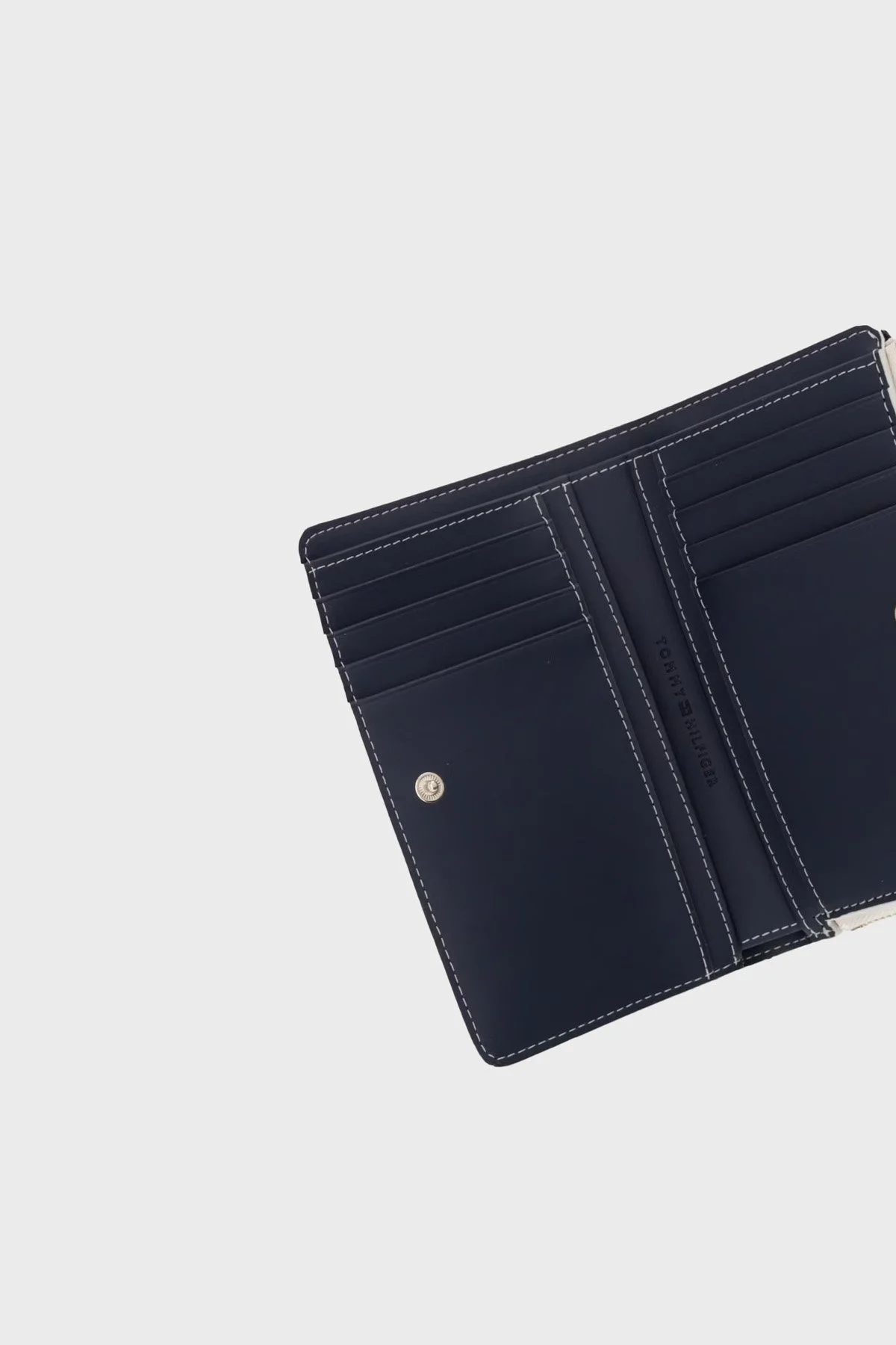 Tommy Hilfiger Tamamı Logolu Fermuarlı Kadın Cüzdan AW0AW18594 0F4 BEJ - 4