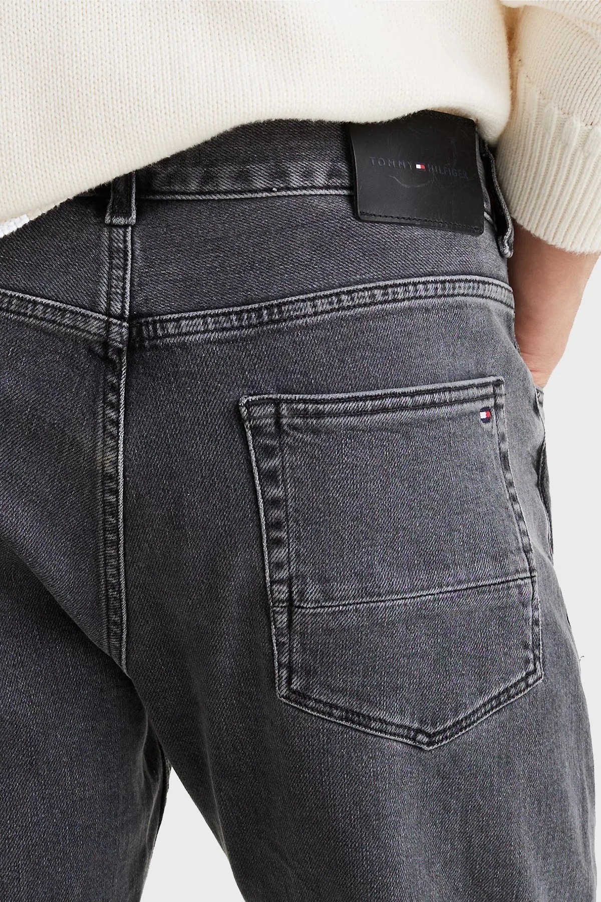 Tommy Hilfiger Tapered Fit Normal Bel Daralan Paça Jeans Erkek Kot Pantolon MW0MW39202 1B5 GRİ - 9