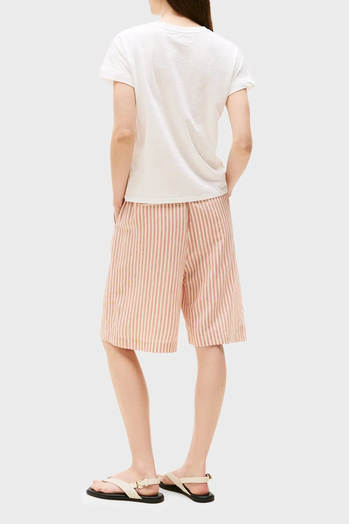 Tommy Hilfiger Yumuşak Dokulu Pamuklu Regular Fit Bisiklet Yaka Bayan T Shirt WW0WW45747 YBL BEYAZ - 2