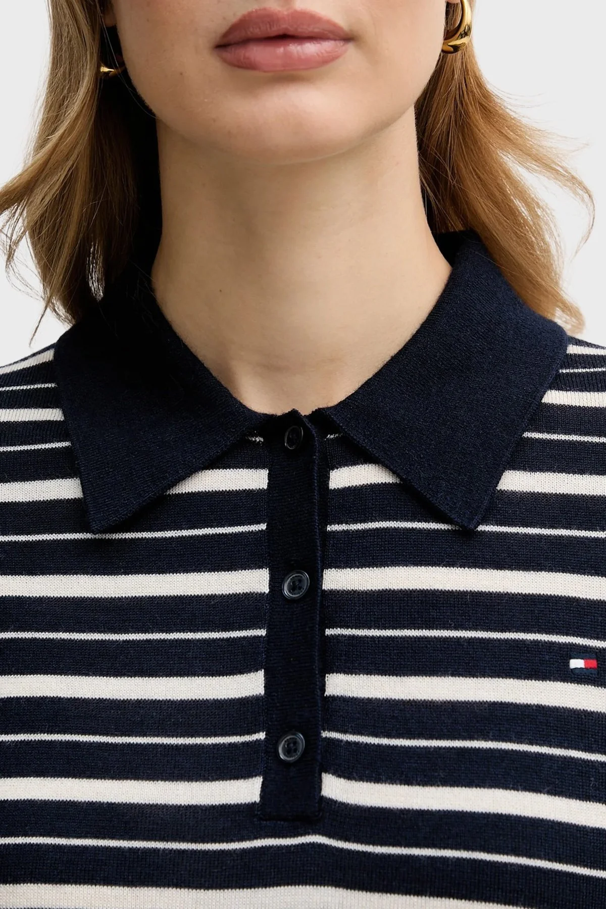 Tommy Hilfiger Yün ve İpek Karışımlı Çizgili Düğmeli Polo Yaka Bayan Kazak WW0WW48450 0A6 LACİVERT - 10
