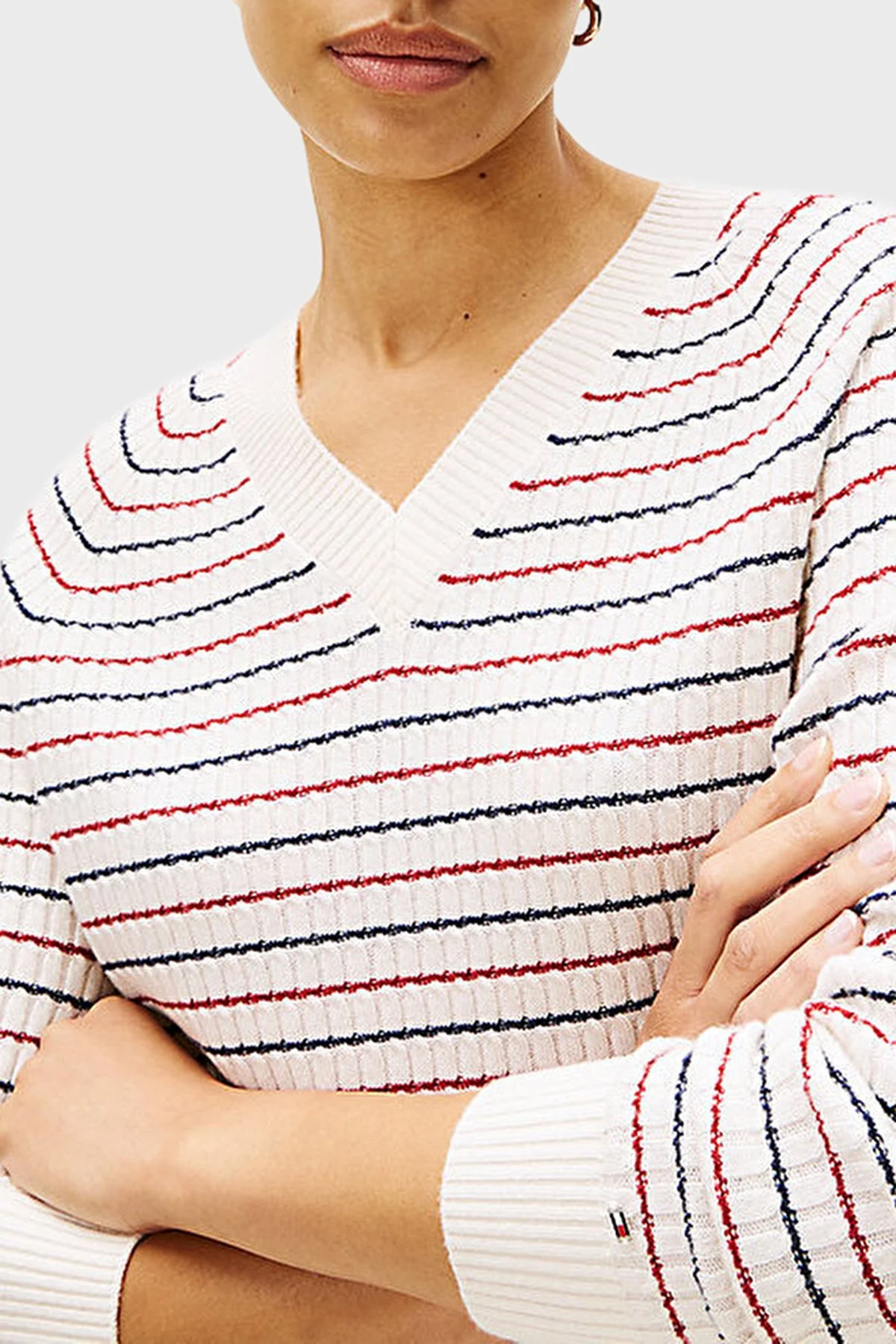 Tommy Hilfiger Yün ve Kaşmir Karışımlı Relaxed Fit V Yaka Bayan Kazak WW0WW46417 0FH BEYAZ-LACİVERT - 4