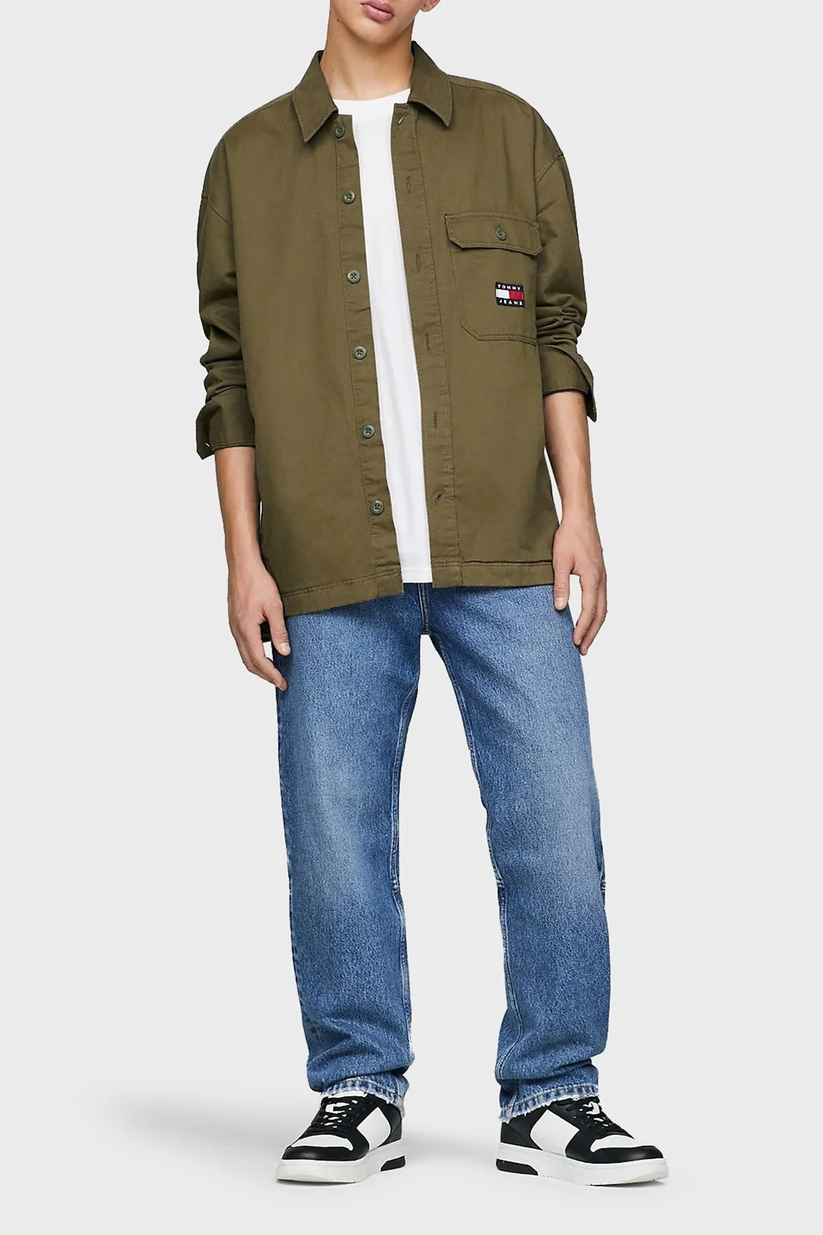 Tommy Jeans % 100 Pamuk Cepli Oversize Erkek Gömlek DM0DM17256 MR1 YEŞİL - 2