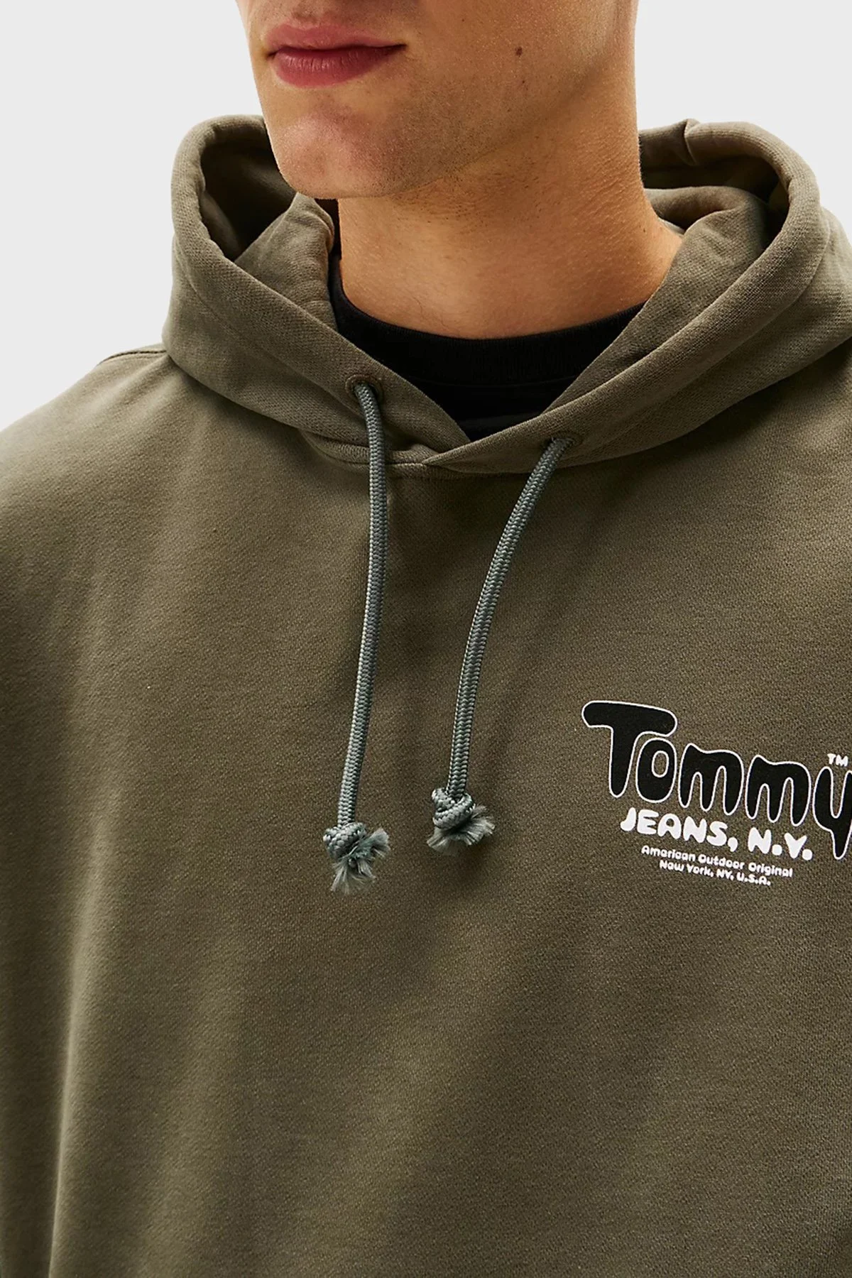 Tommy Jeans % 100 Pamuk Logolu Regular Fit Kapüşonlu Erkek Sweat DM0DM22086 MRH KOYU YEŞİL - 4