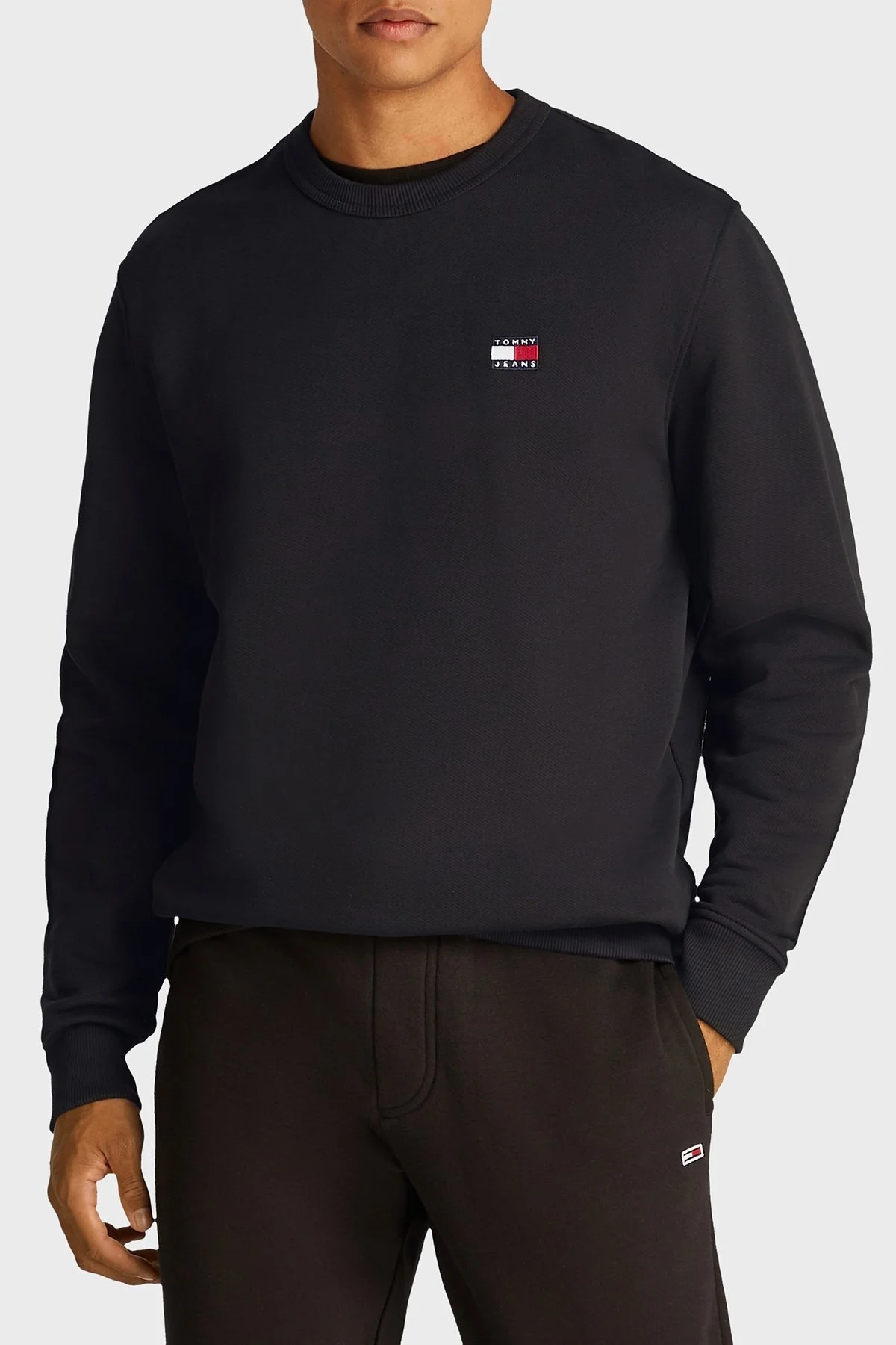 Tommy Jeans % 100 Pamuk Regular Fit Bisiklet Yaka Erkek Sweat DM0DM20660 BDS SİYAH - 1