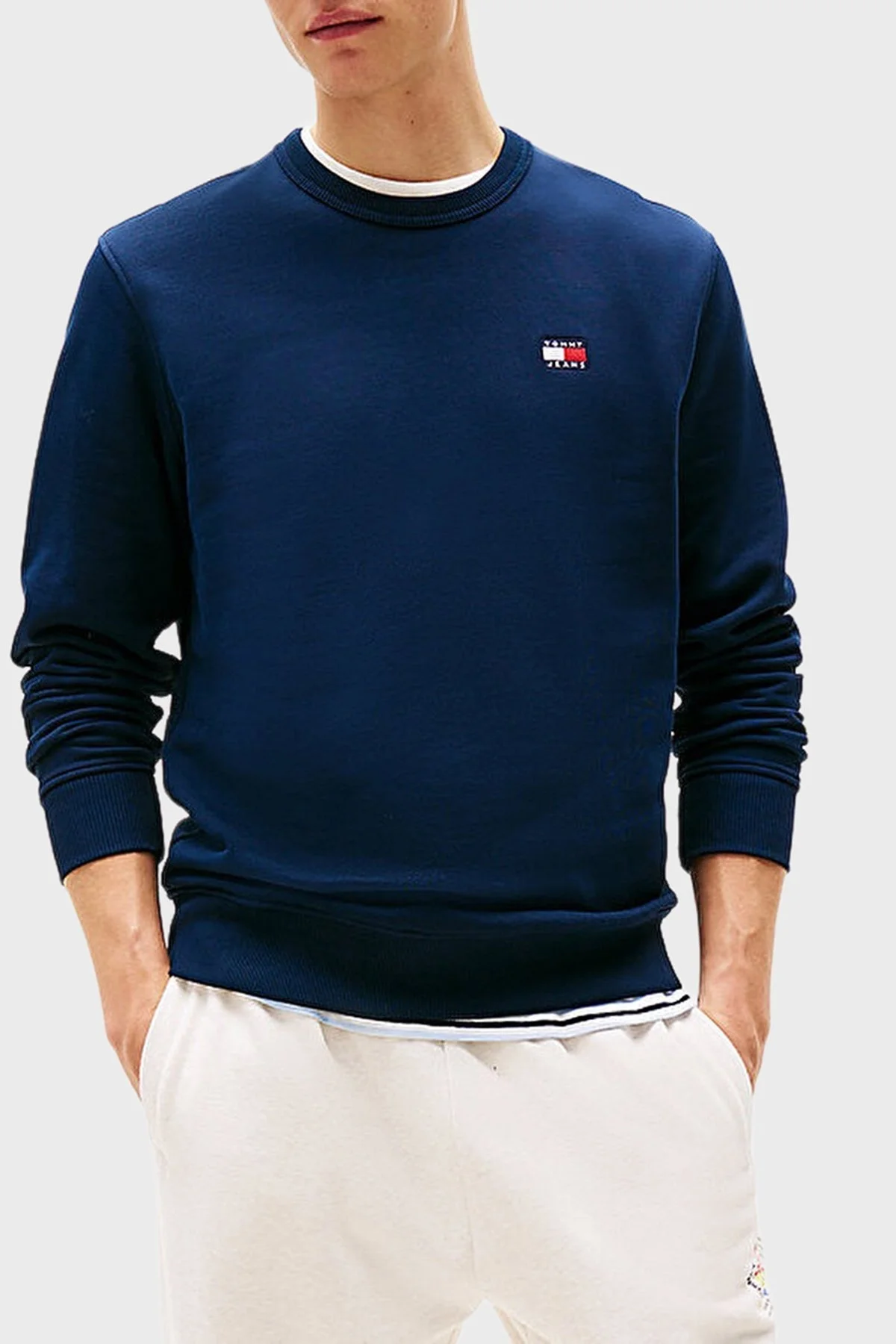 Tommy Jeans % 100 Pamuk Regular Fit Bisiklet Yaka Erkek Sweat DM0DM20660 C1G LACİVERT - 1